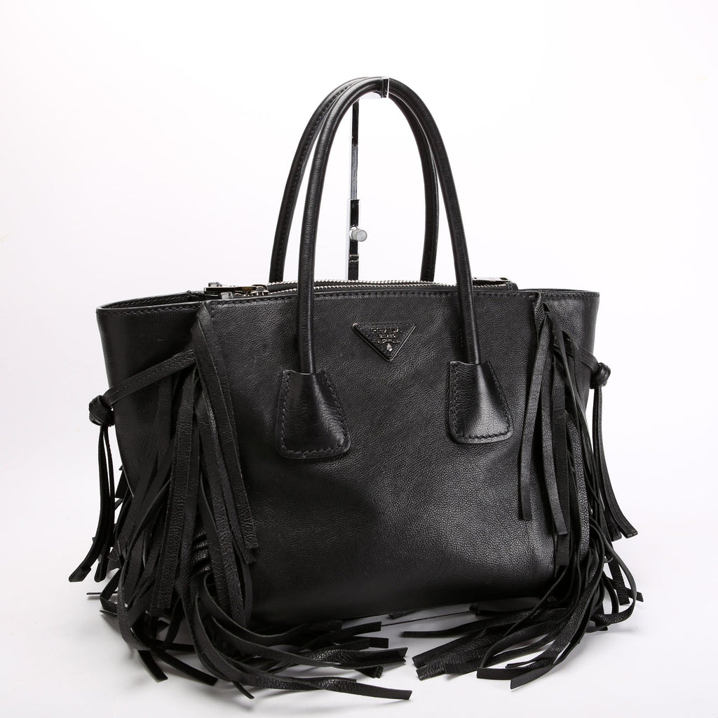 BN2619 Glace Calfskin Fringe Twin Pocket Tote Black