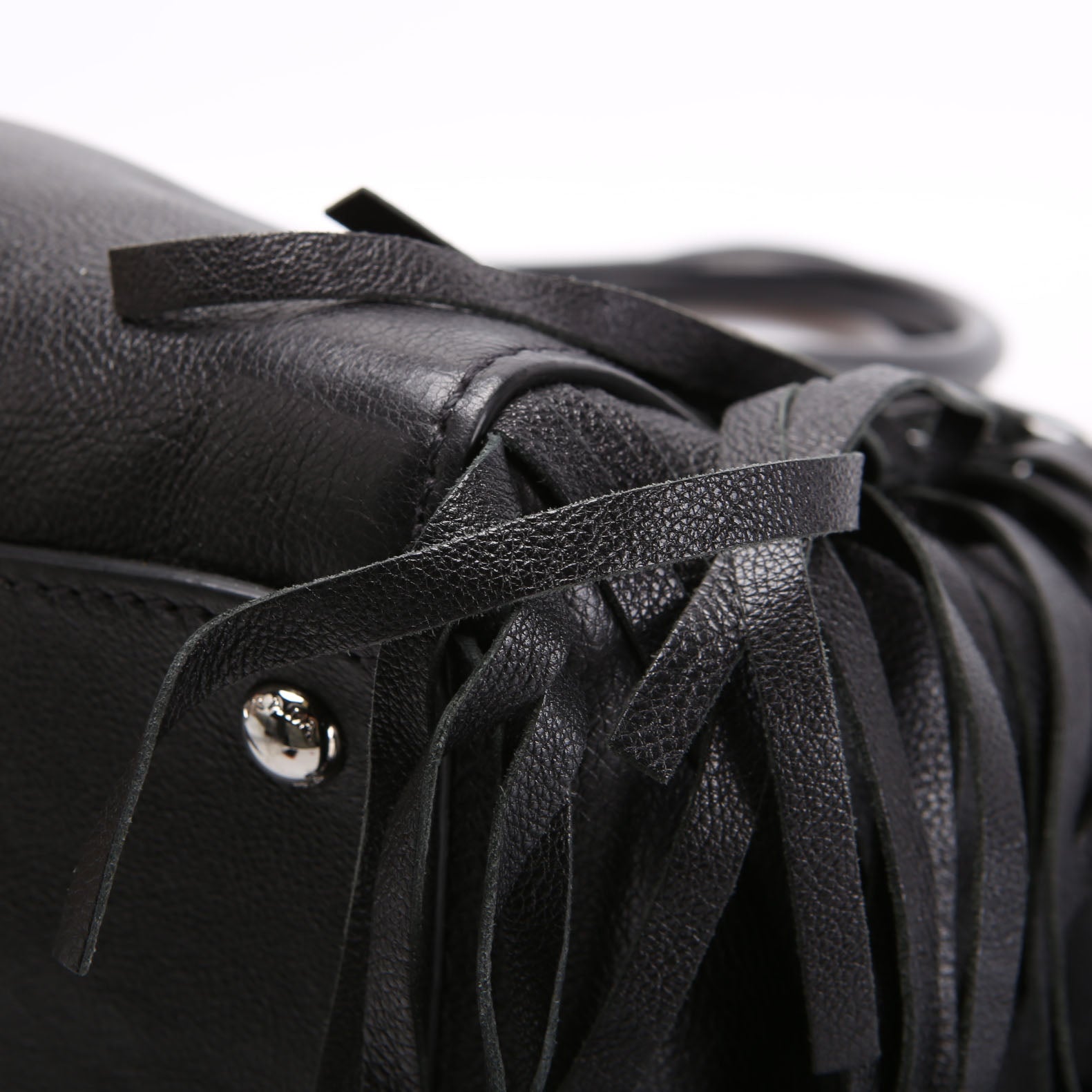 BN2619 Glace Calfskin Fringe Twin Pocket Tote Black