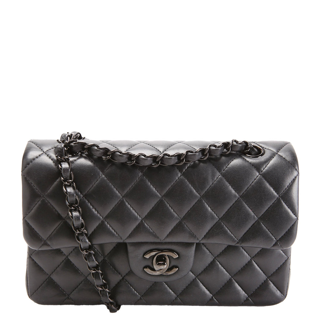 Classic Flap Small Lambskin RFID Black