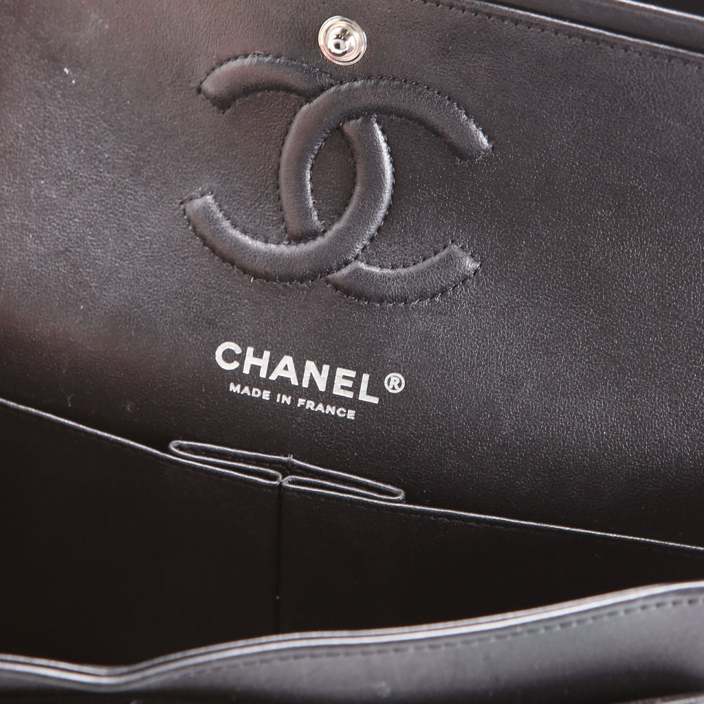 Classic Flap Small Lambskin RFID Black