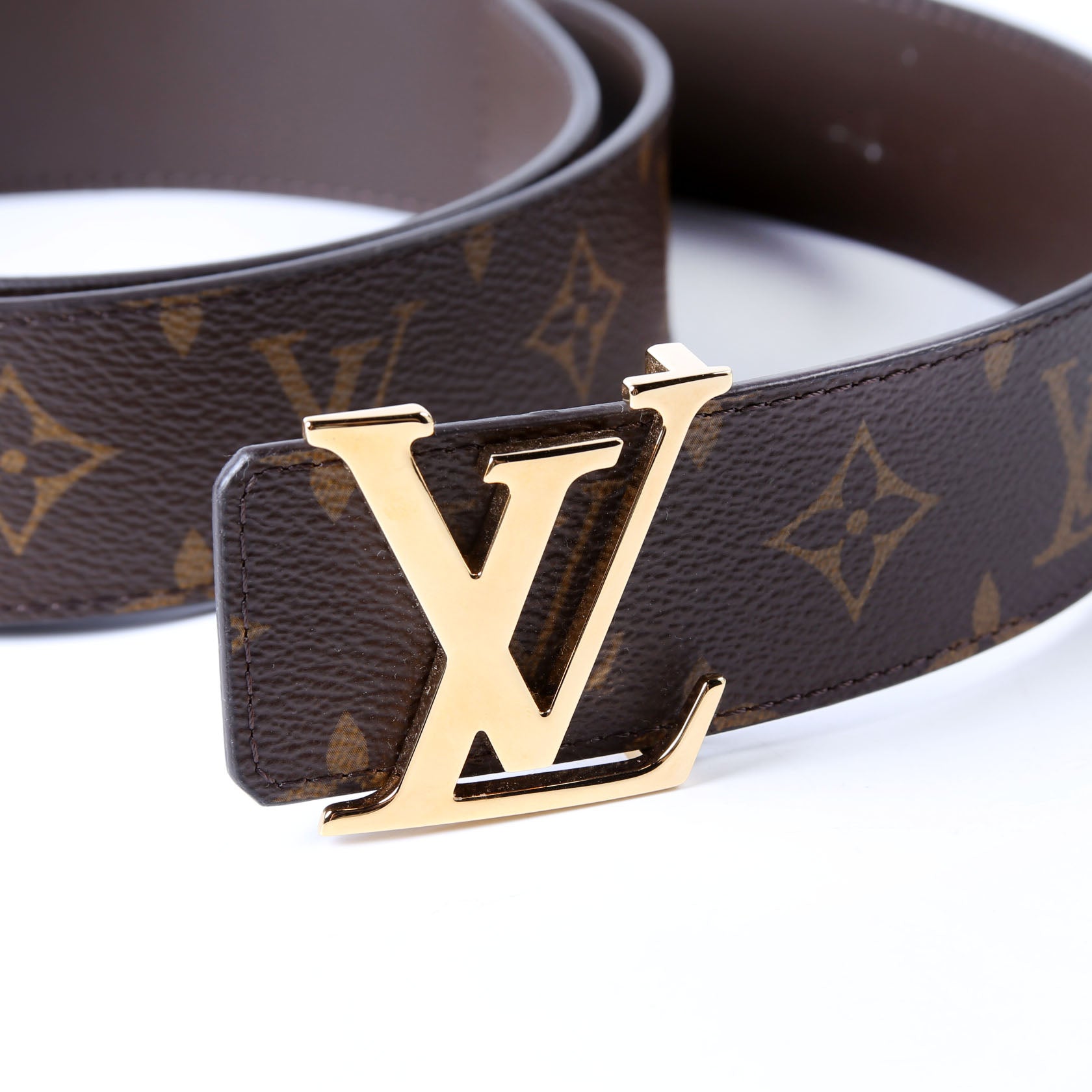 LV Initiales 40MM Reversible Leather/Monogram Belt Size 110/44