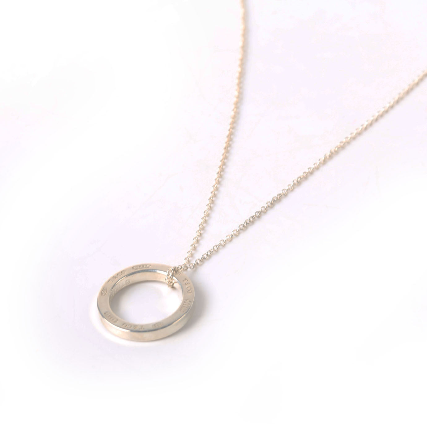 1937 Circle Pendant Necklace 925