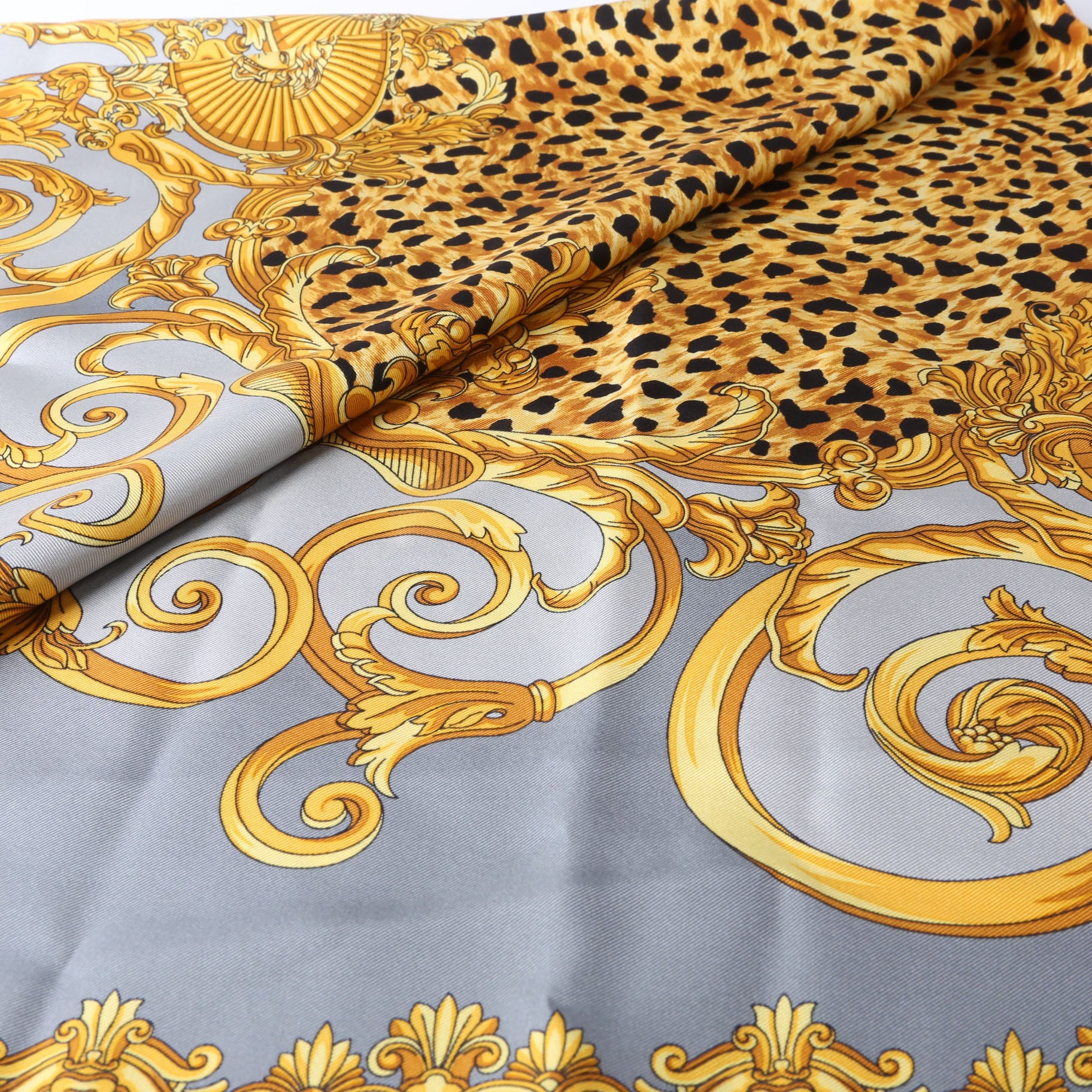 Barocco Cheetah Square Silk Scarf Grey/Gold