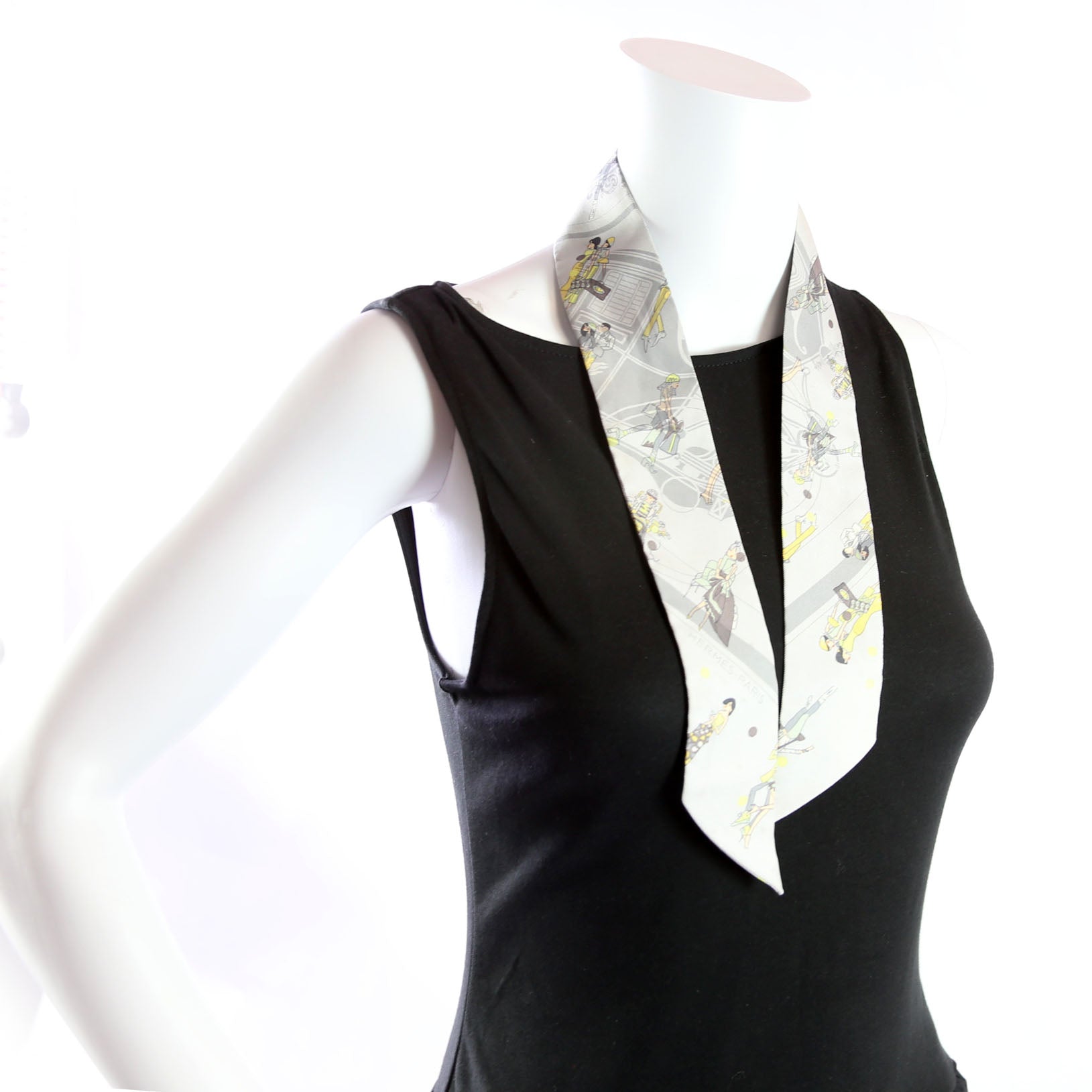 Hermes Ex-Libris Parisiennes Twilly Silk Scarf