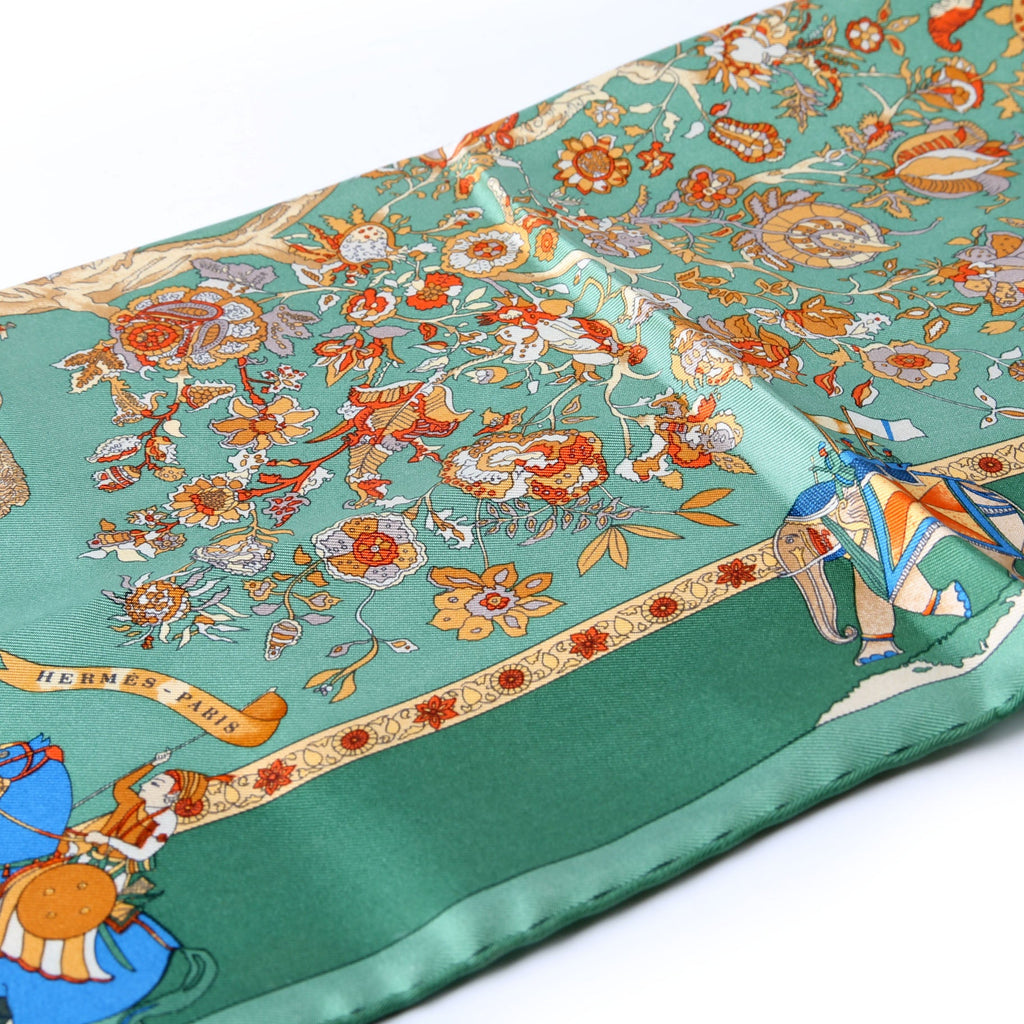 Hermes Fantaisies Indiennes Silk 40CM Scarf