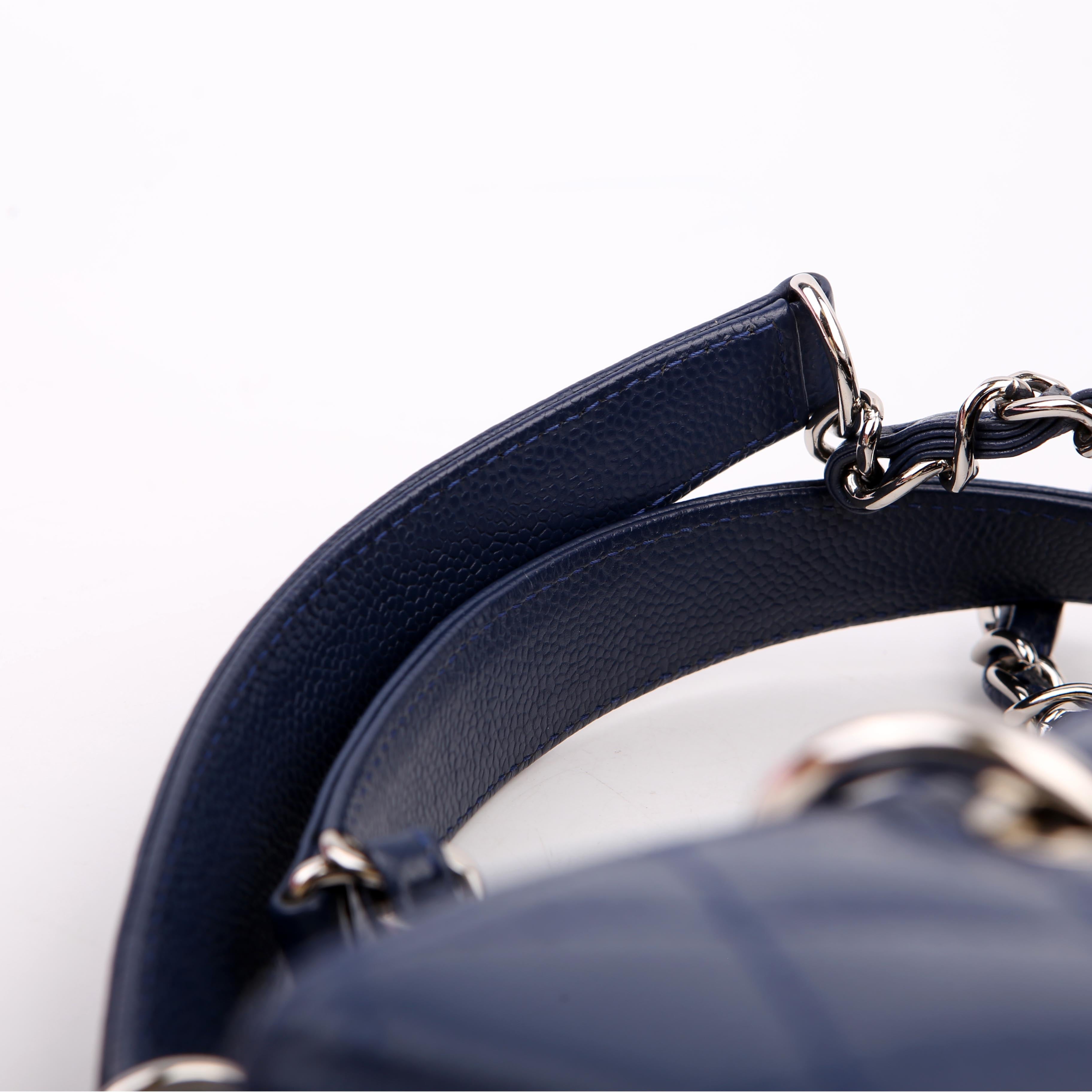 Grand Shopping Tote Caviar Blue