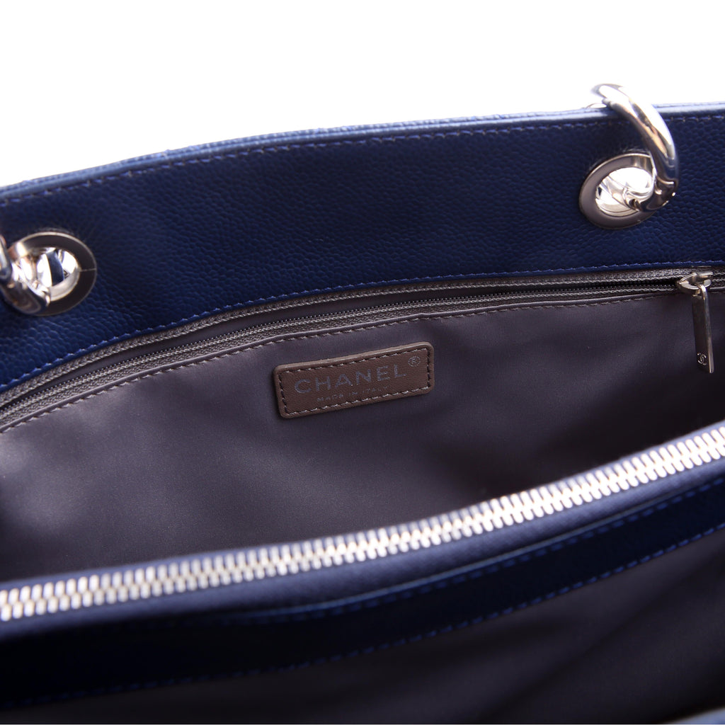 Grand Shopping Tote Caviar Blue