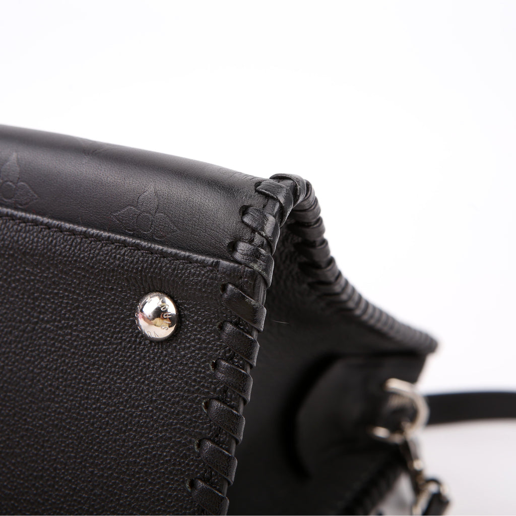 Very Zipped Tote Black