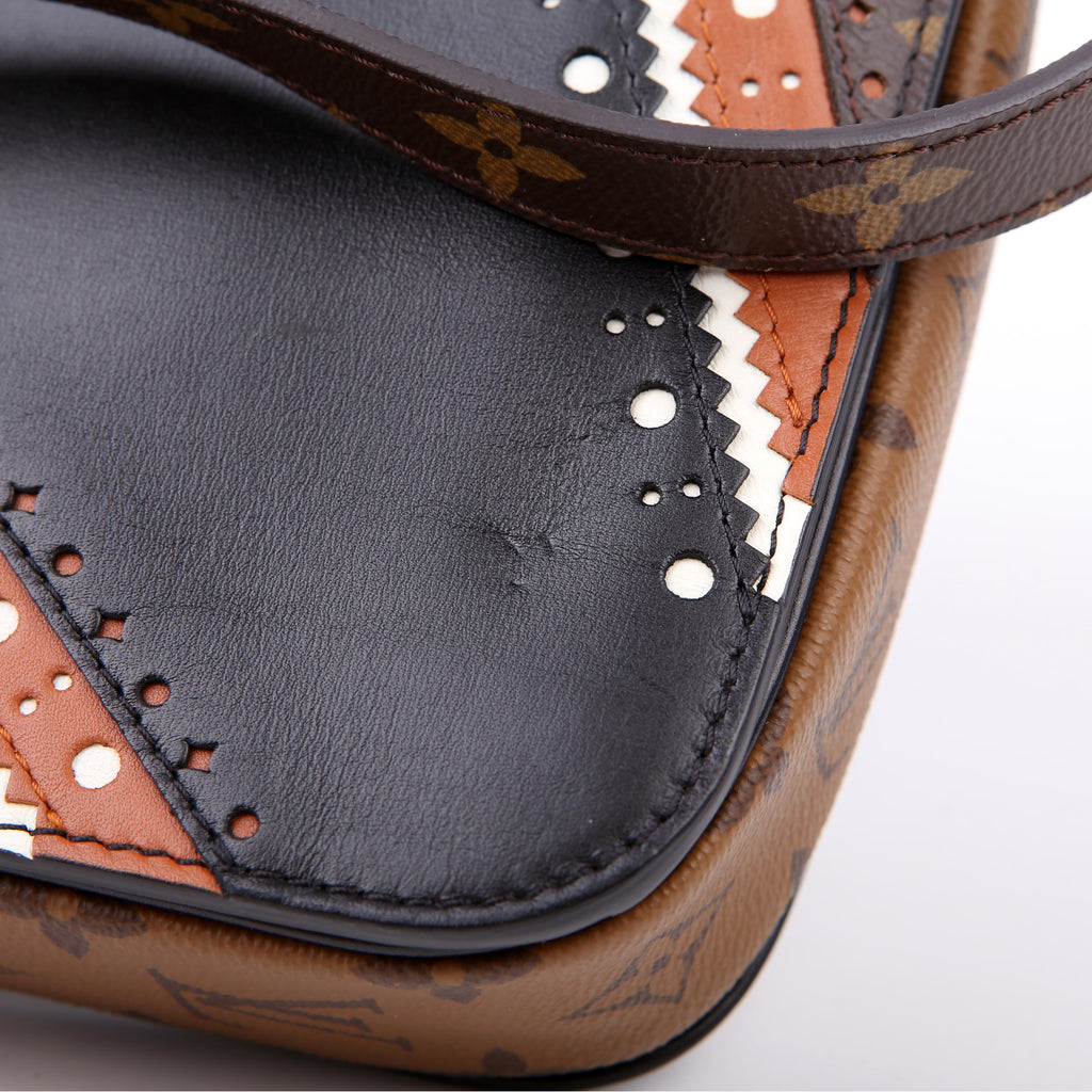 Pochette Metis Monogram Brogue Black/Brown