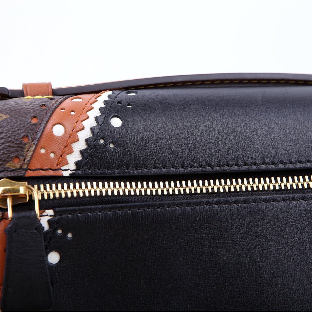 Pochette Metis Monogram Brogue Black/Brown