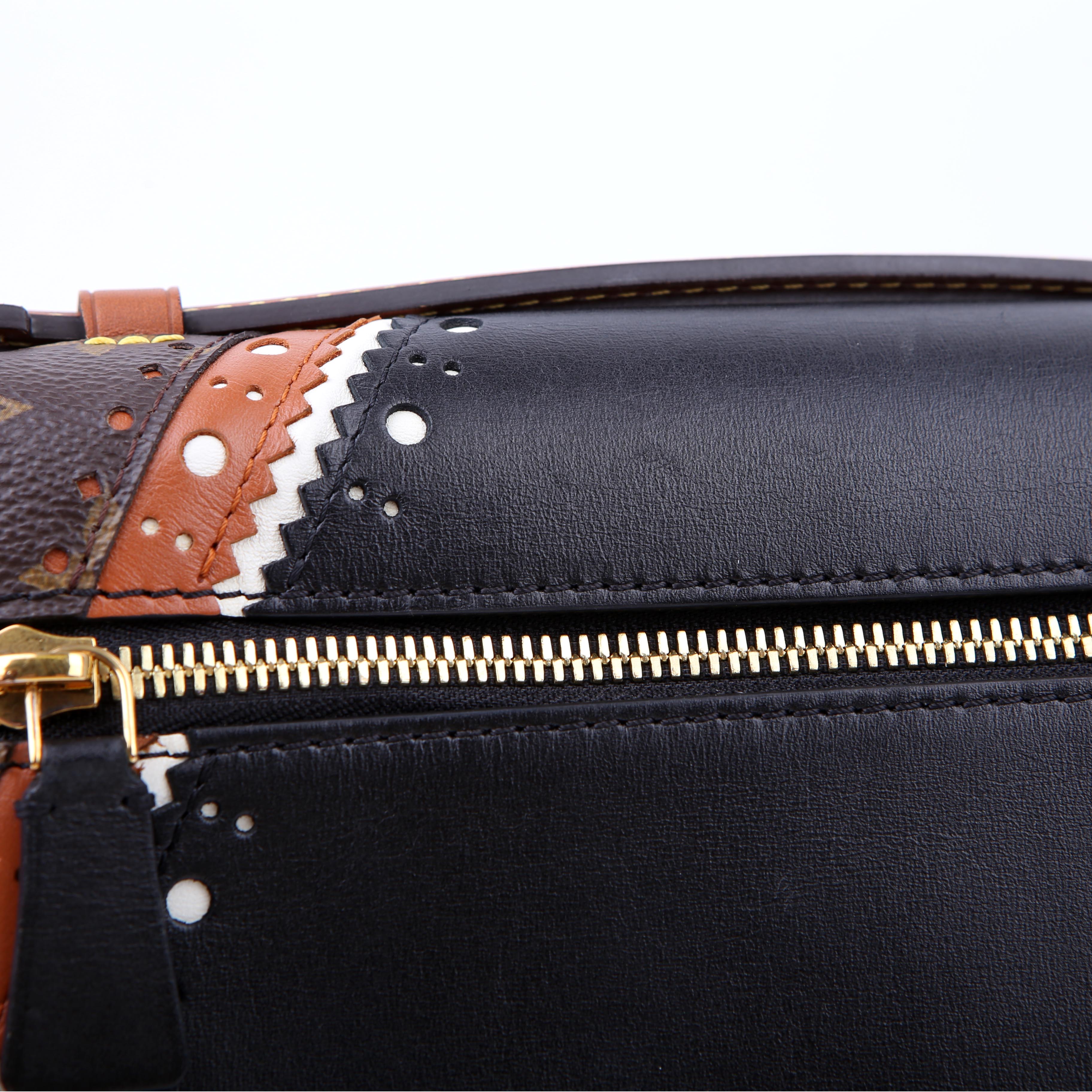 Pochette Metis Monogram Brogue Black/Brown
