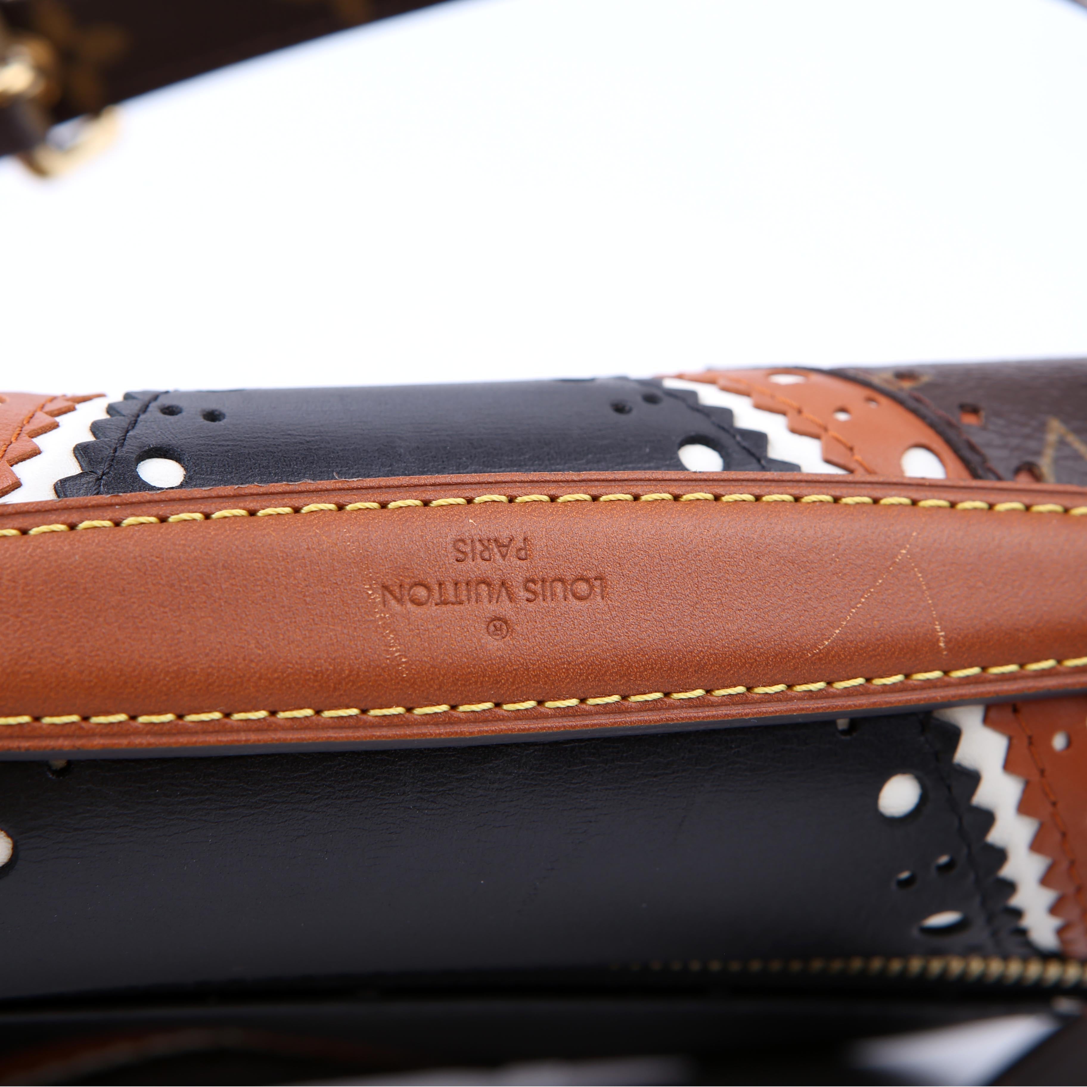 Pochette Metis Monogram Brogue Black/Brown