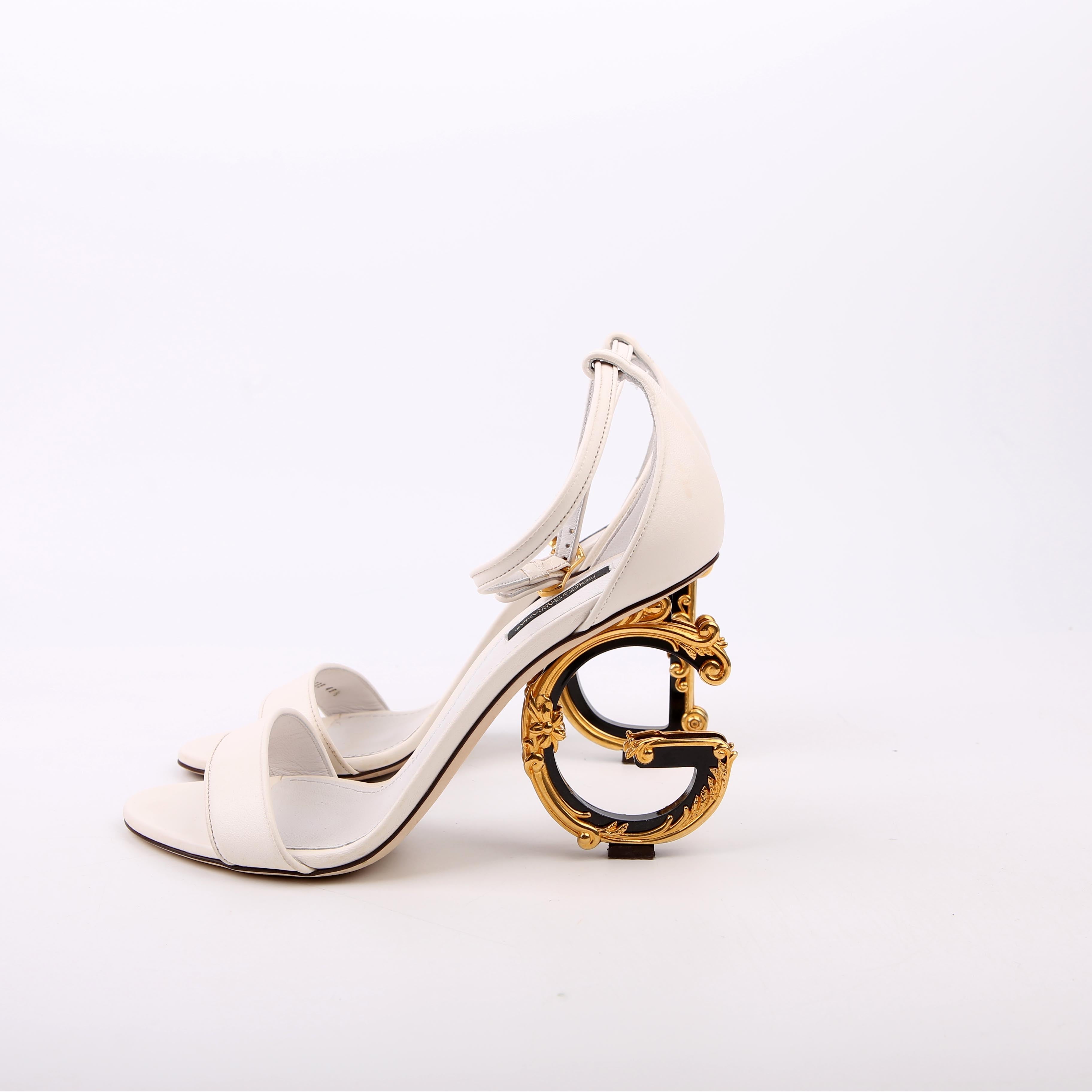 Sculpted Baroque Logo Heels Size 40.5 White/Gold