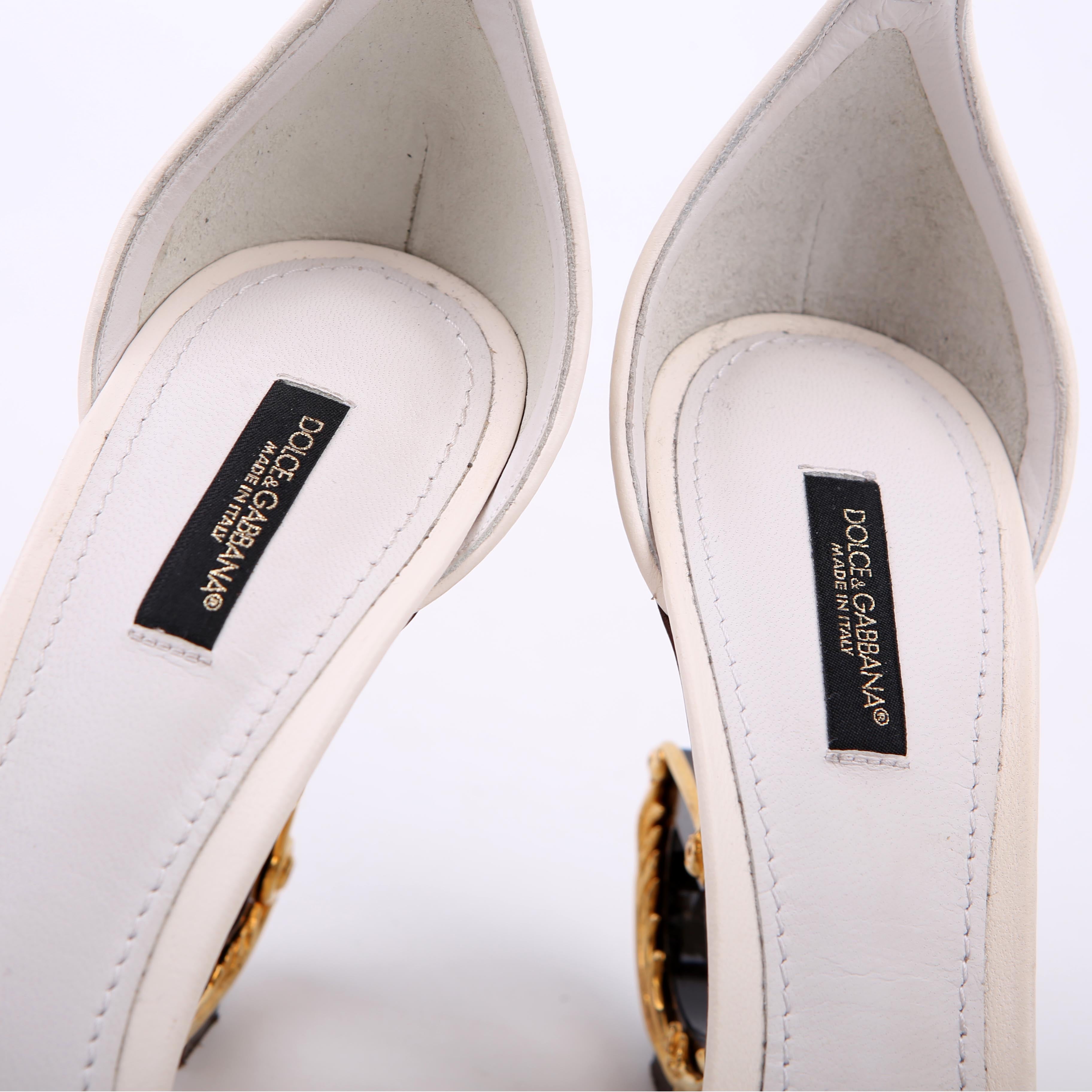 Sculpted Baroque Logo Heels Size 40.5 White/Gold
