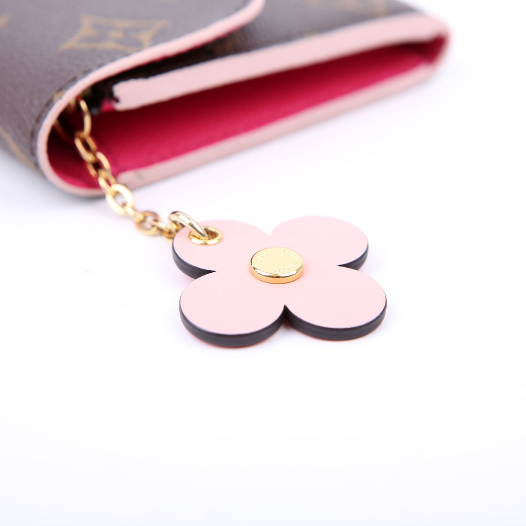 Emilie Wallet Flower