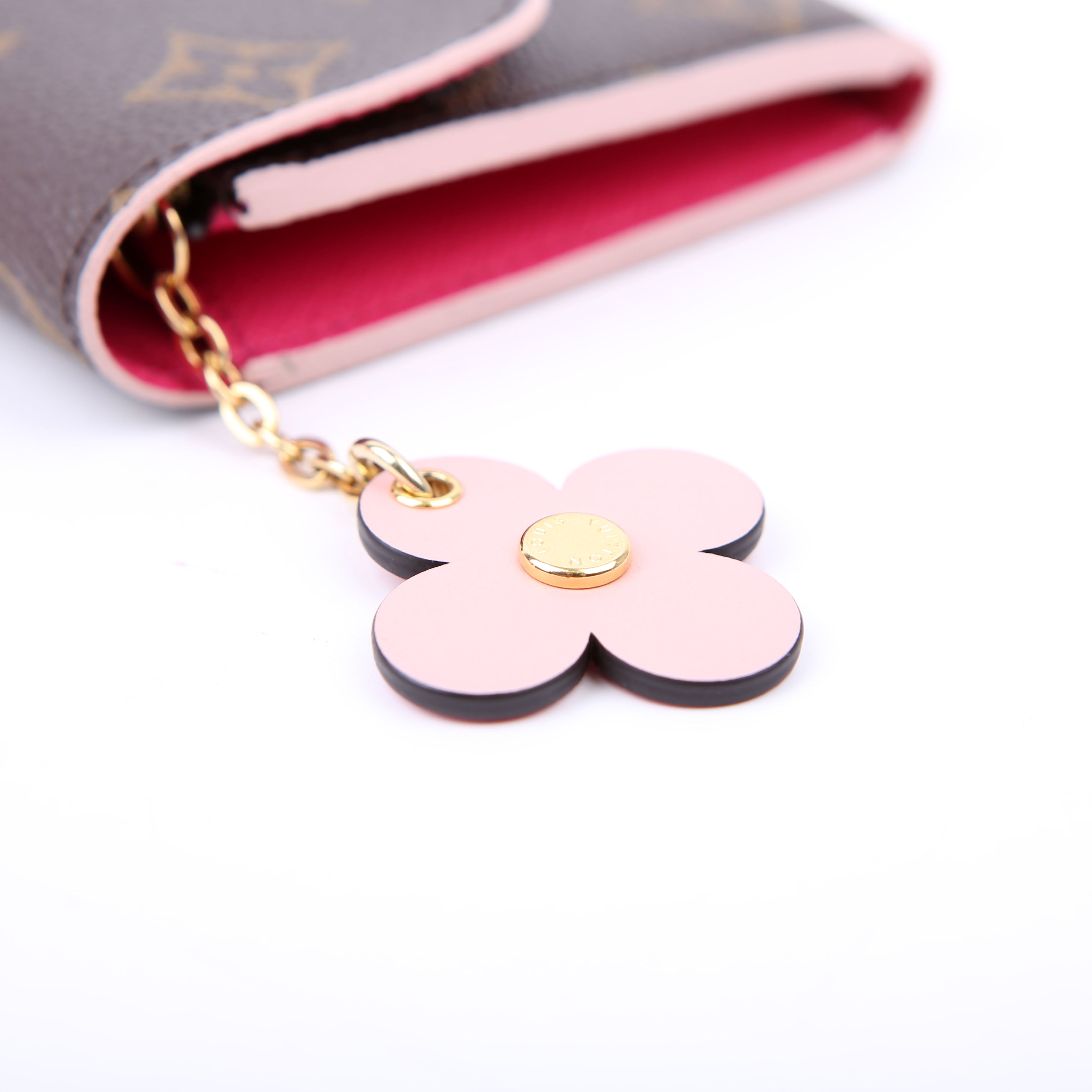 Emilie Wallet Flower