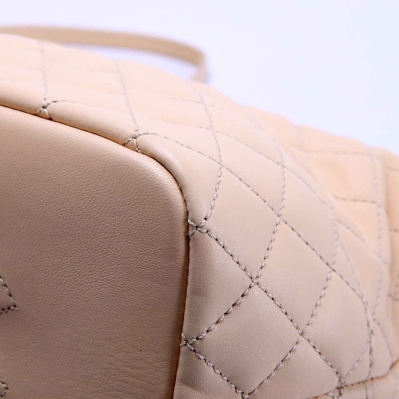 Quilted Mini Hobo 19M Cream