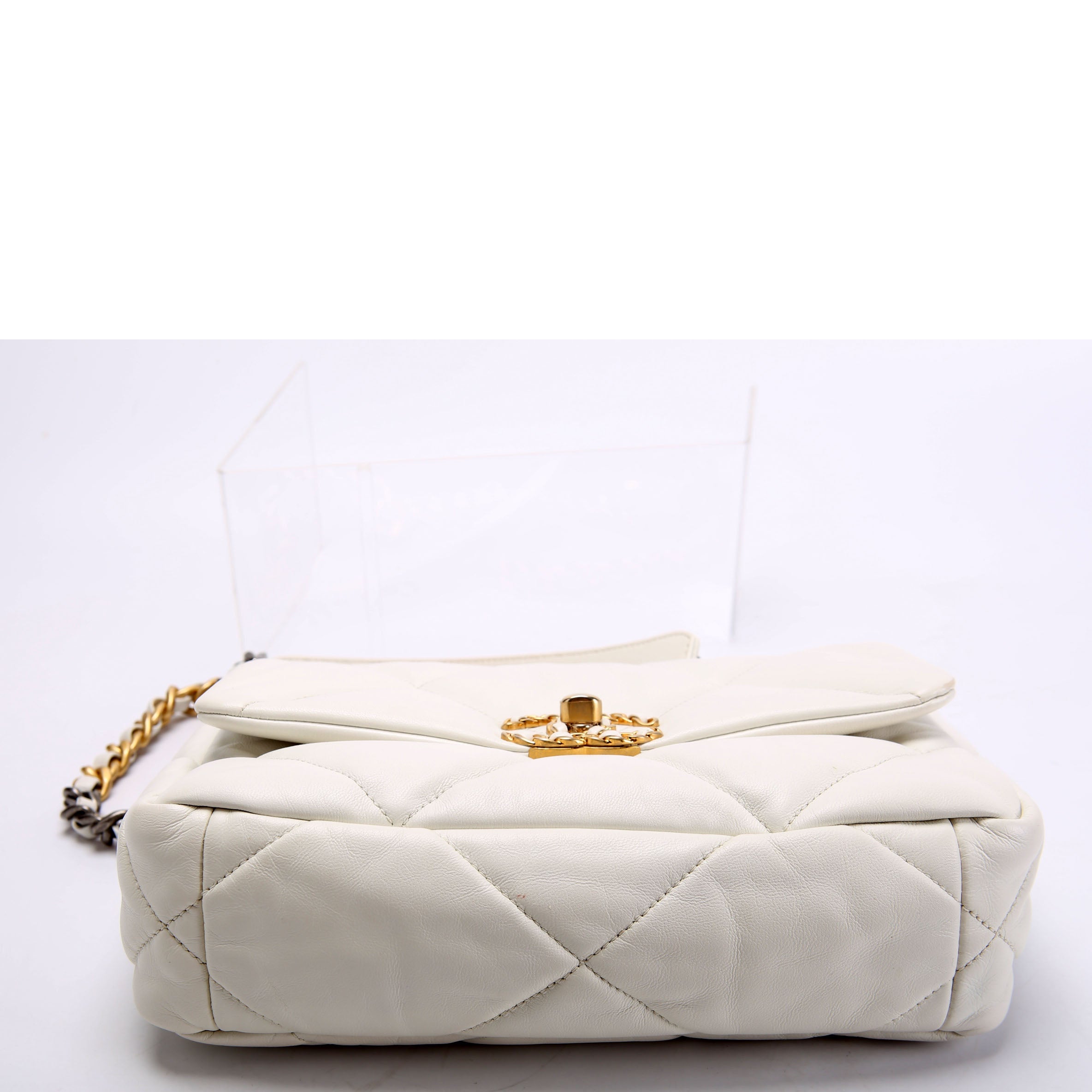 Quilted Lambskin 19 Small Flap 31M