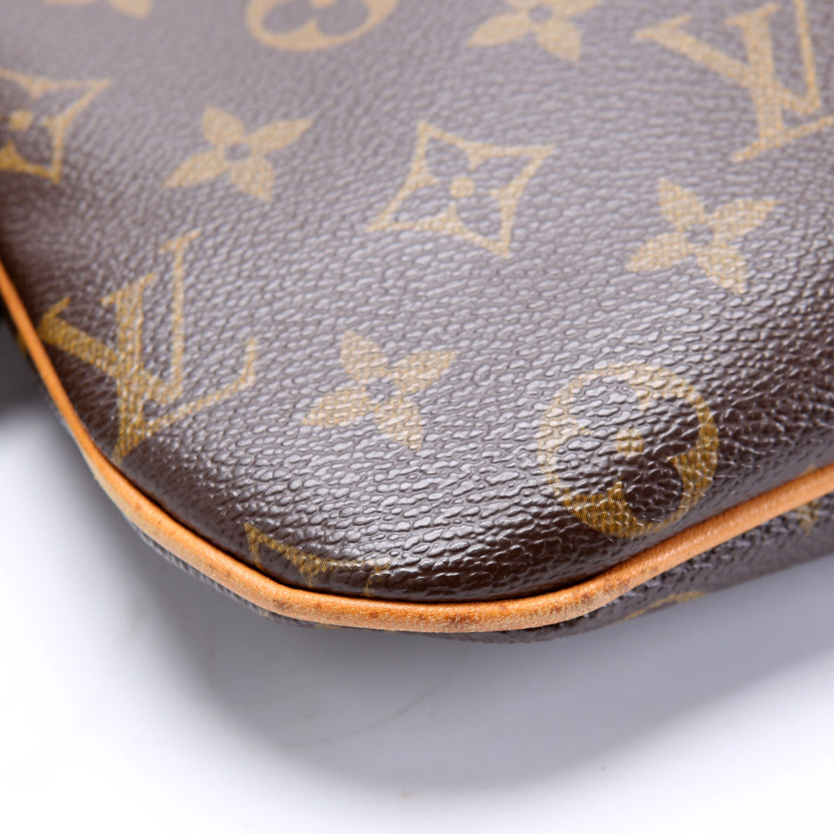 Pochette Bosphore Monogram