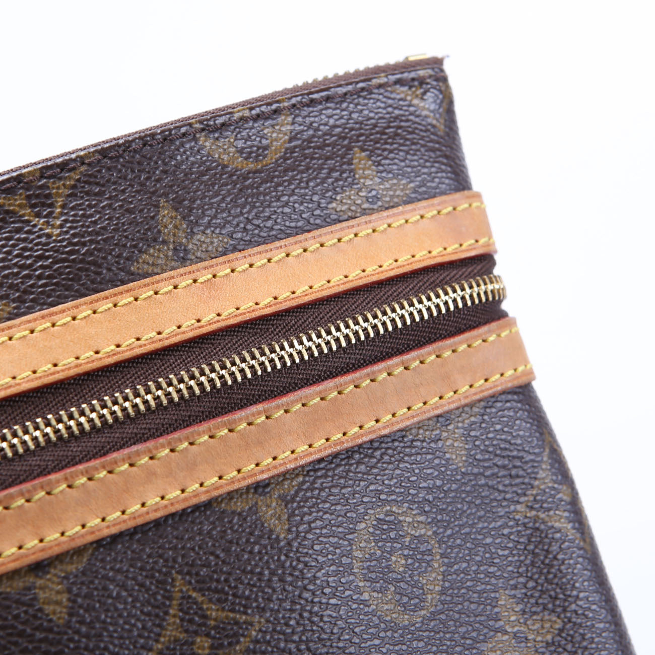 Pochette Bosphore Monogram