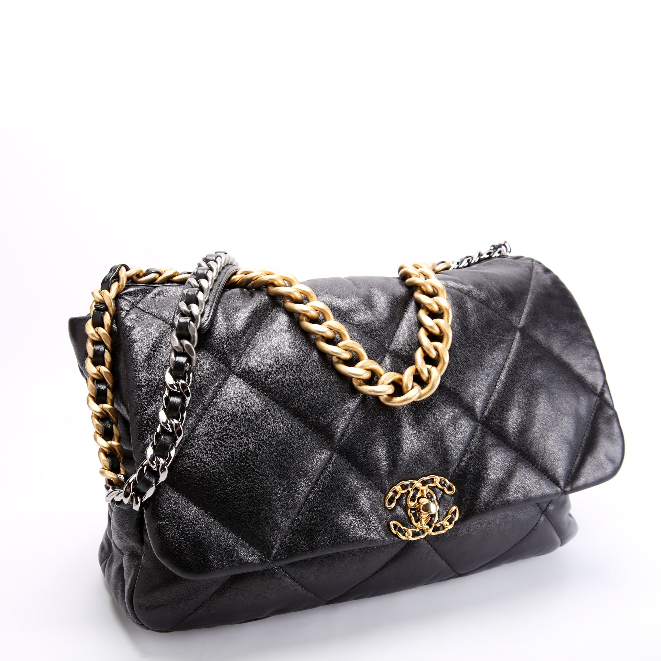 Quilted Goatskin 19 Maxi Flap 29M