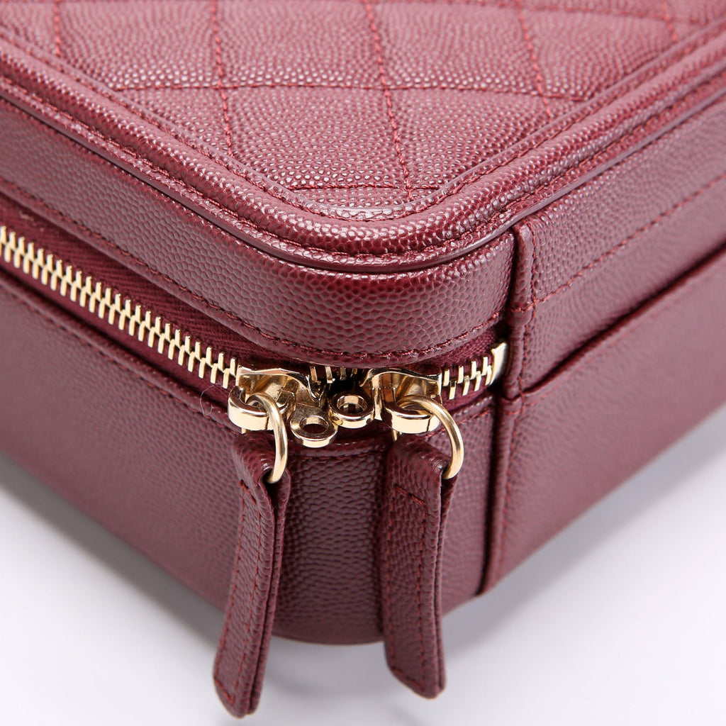 Filigree Vanity Case Medium 28M