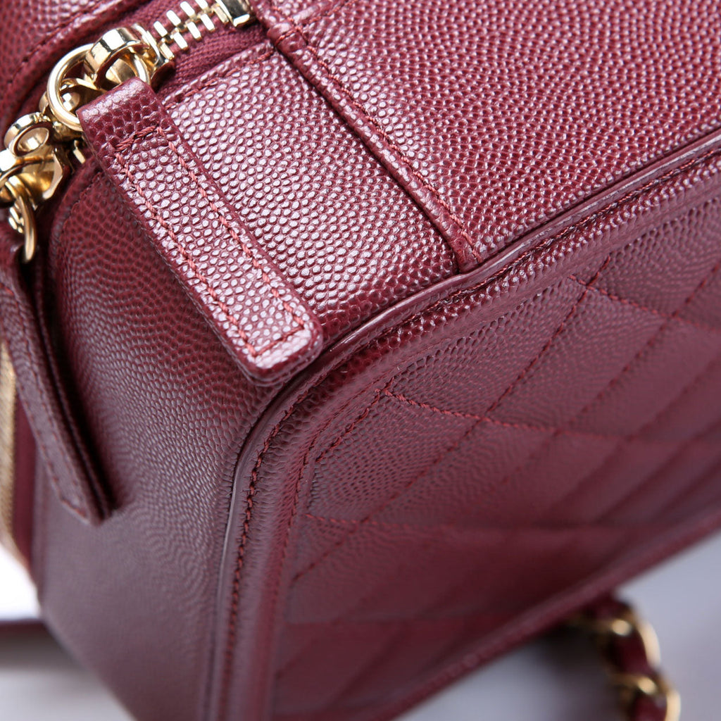Filigree Vanity Case Medium 28M