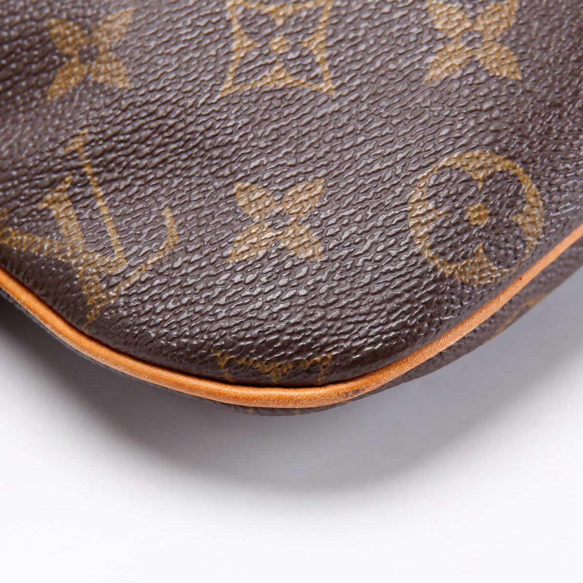 Pochette Bosphore Monogram