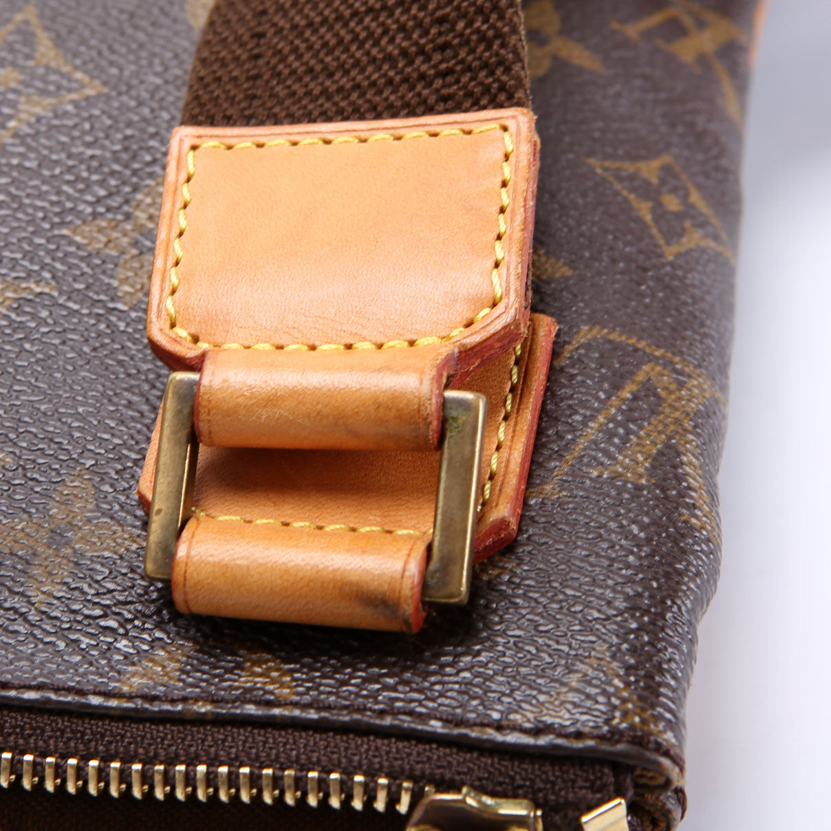 Pochette Bosphore Monogram