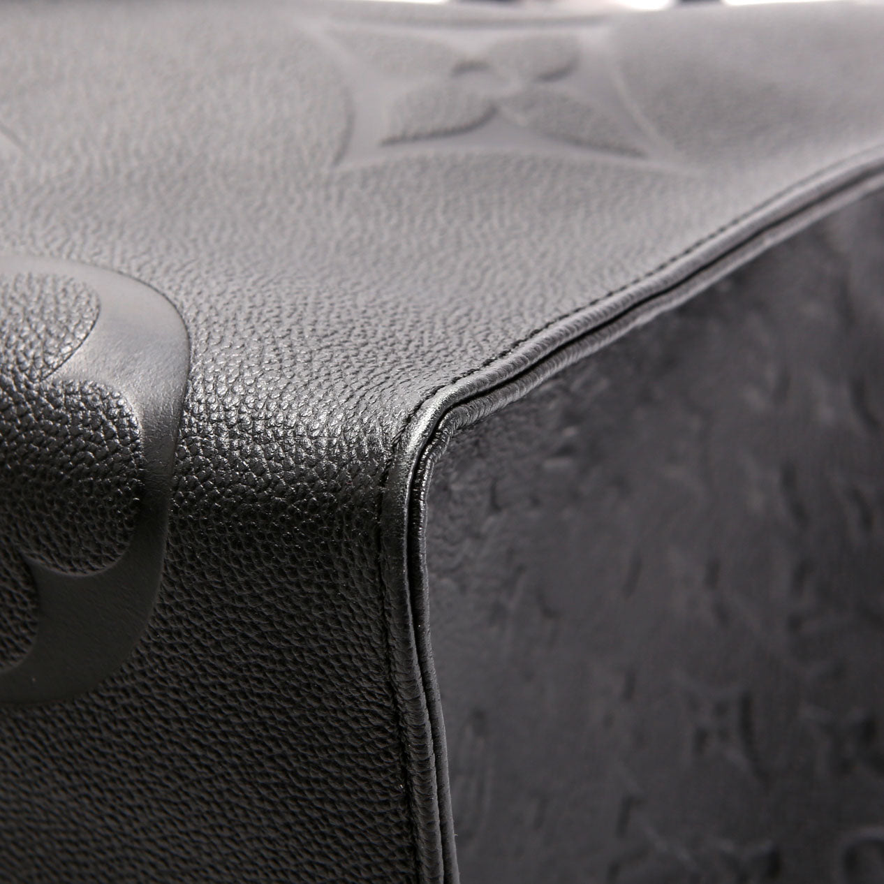 ONTHEGO GM Empreinte Black