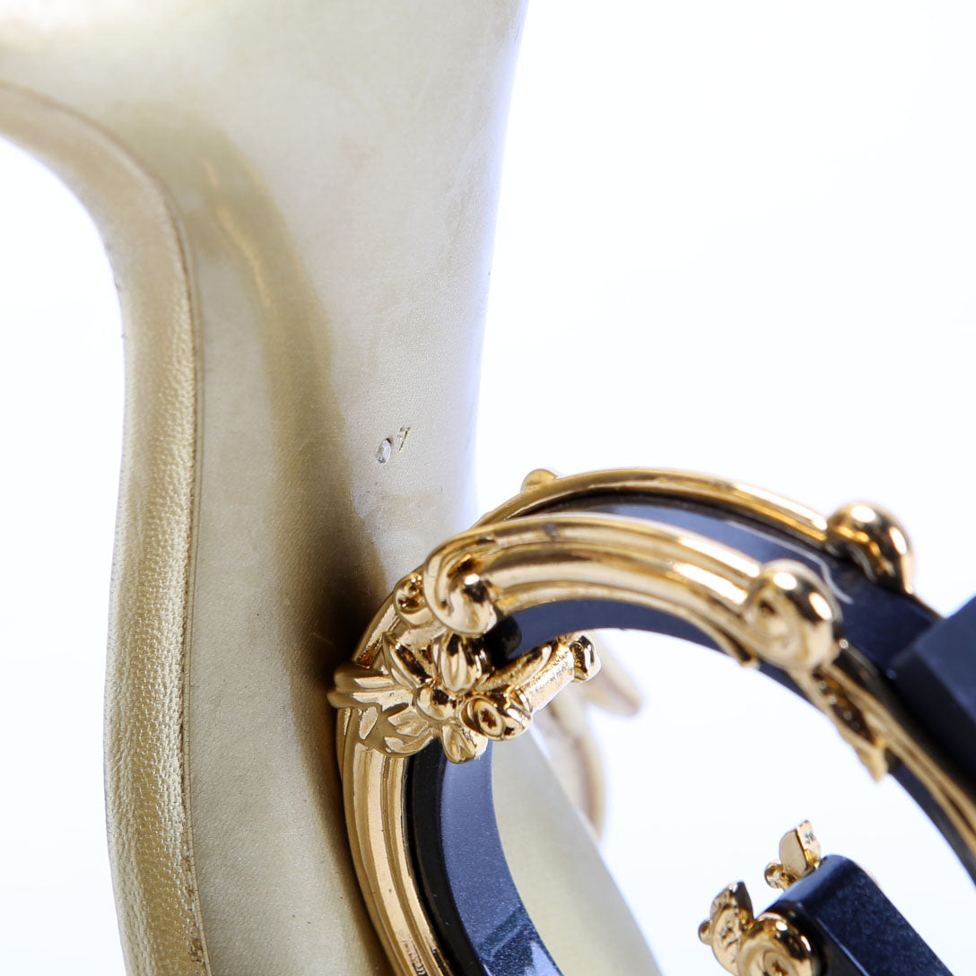 Sculpted Baroque Logo Heels Size 40 Gold