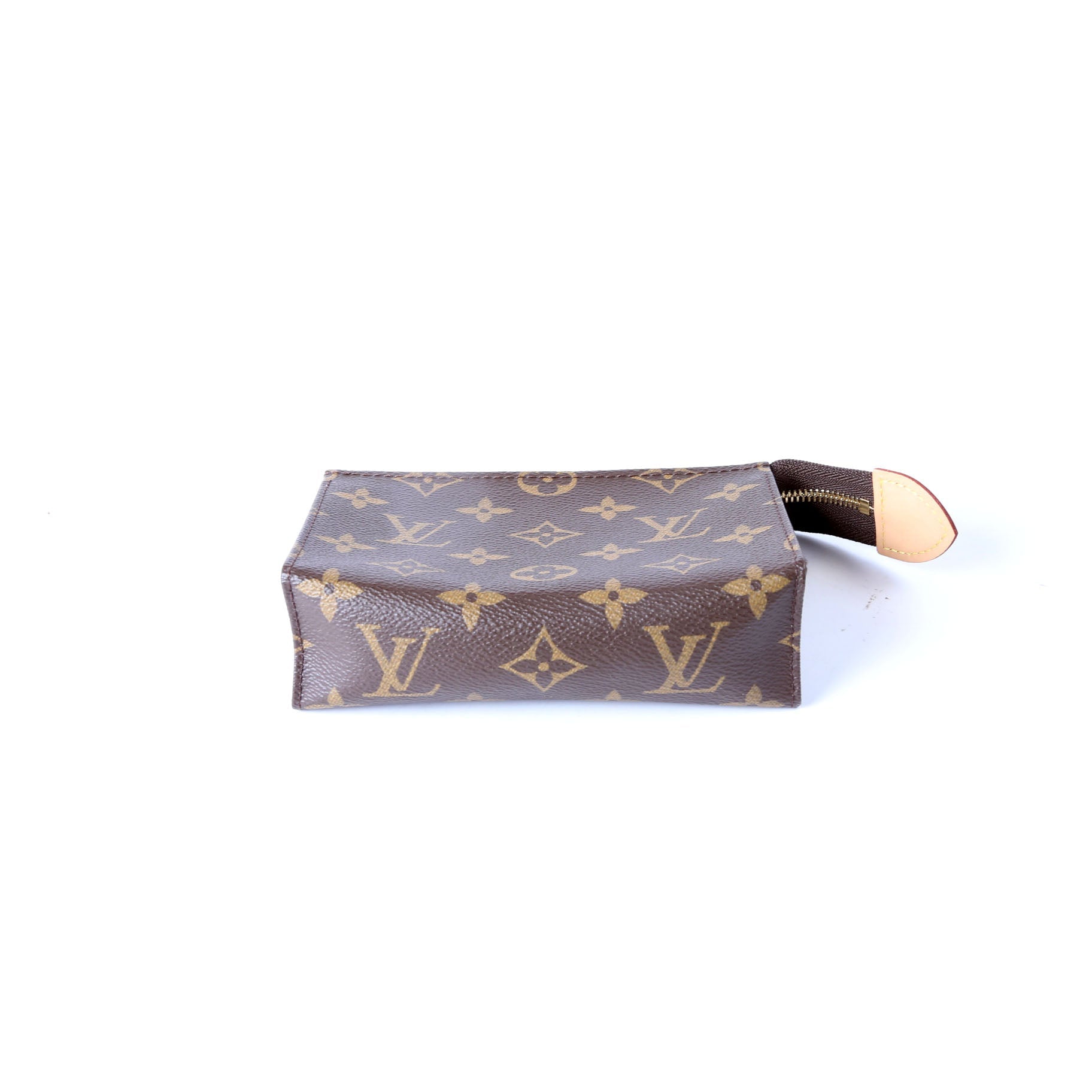 Toiletry Pouch 15 Monogram Newer