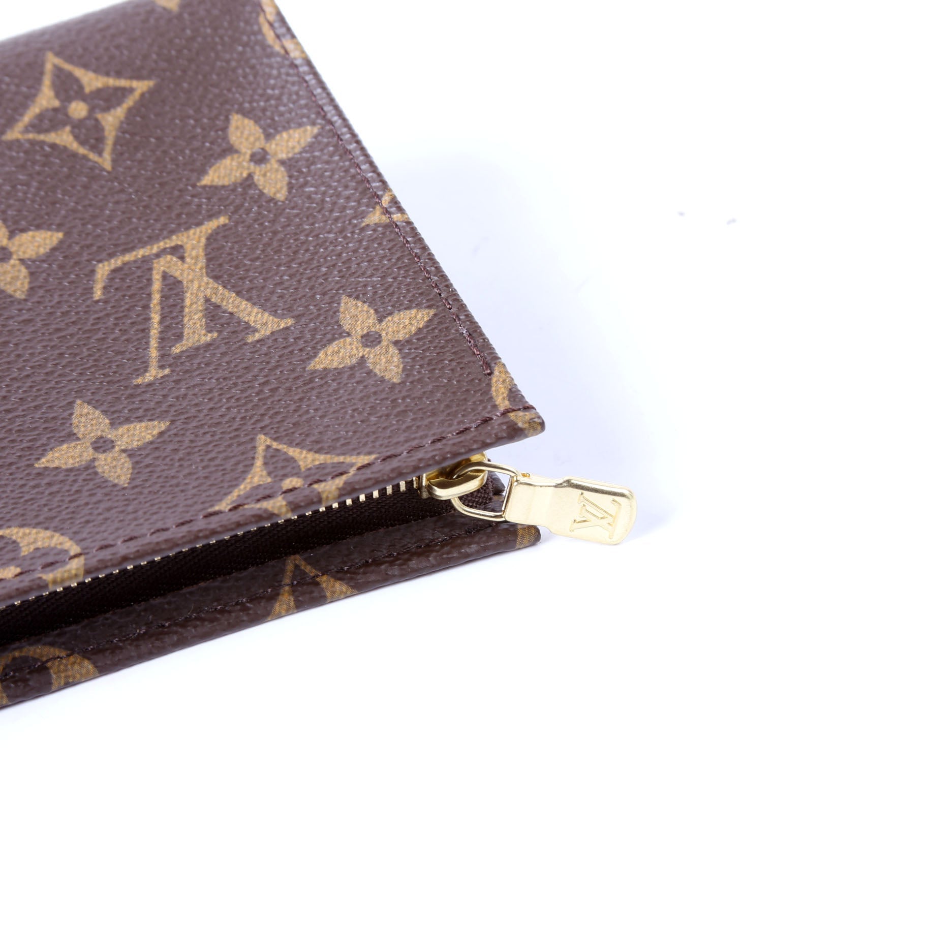 Toiletry Pouch 15 Monogram Newer