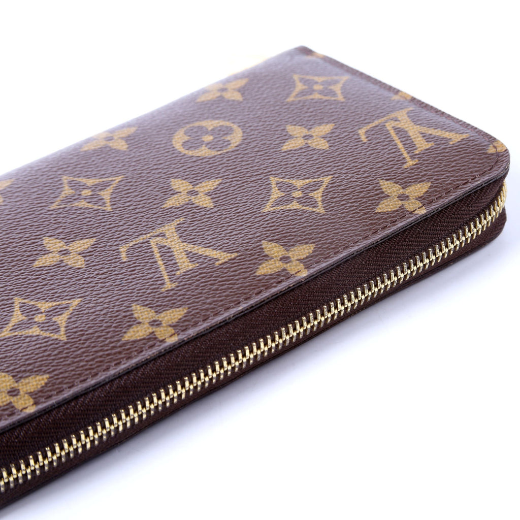 Zippy Wallet Monogram