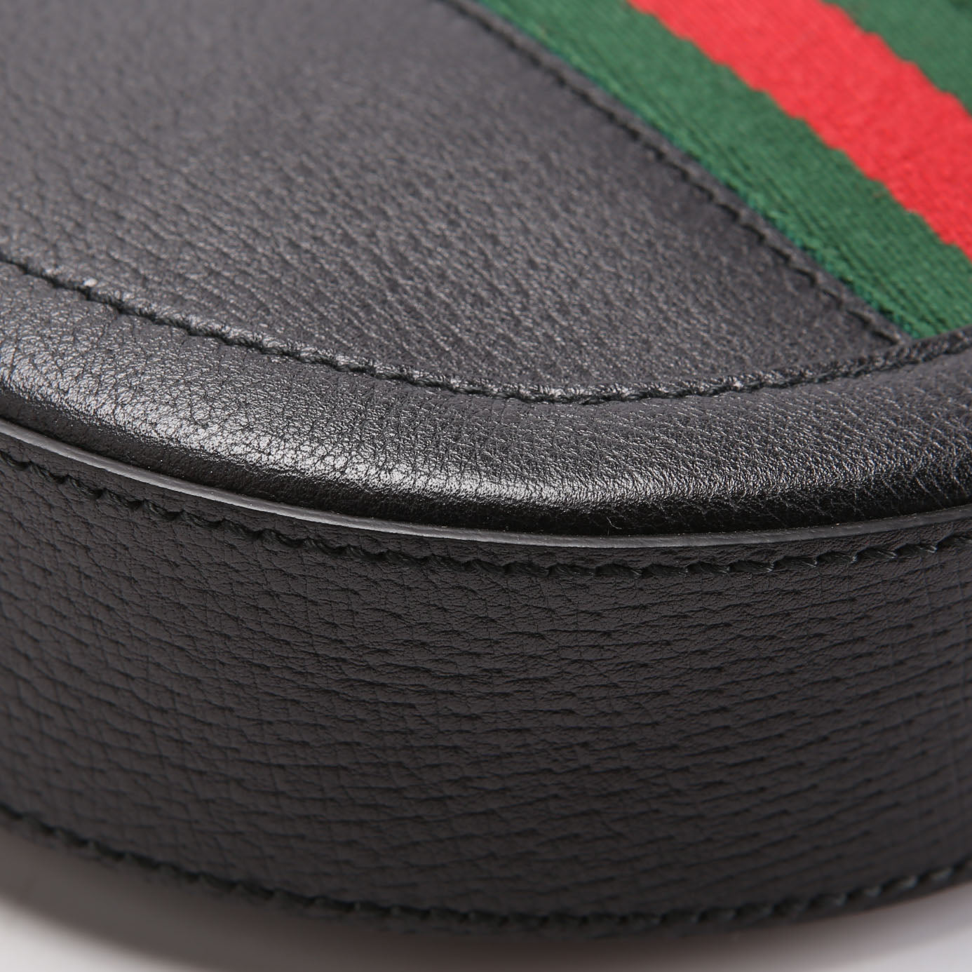 550618 Ophidia Leather Round Small Crossbody Black