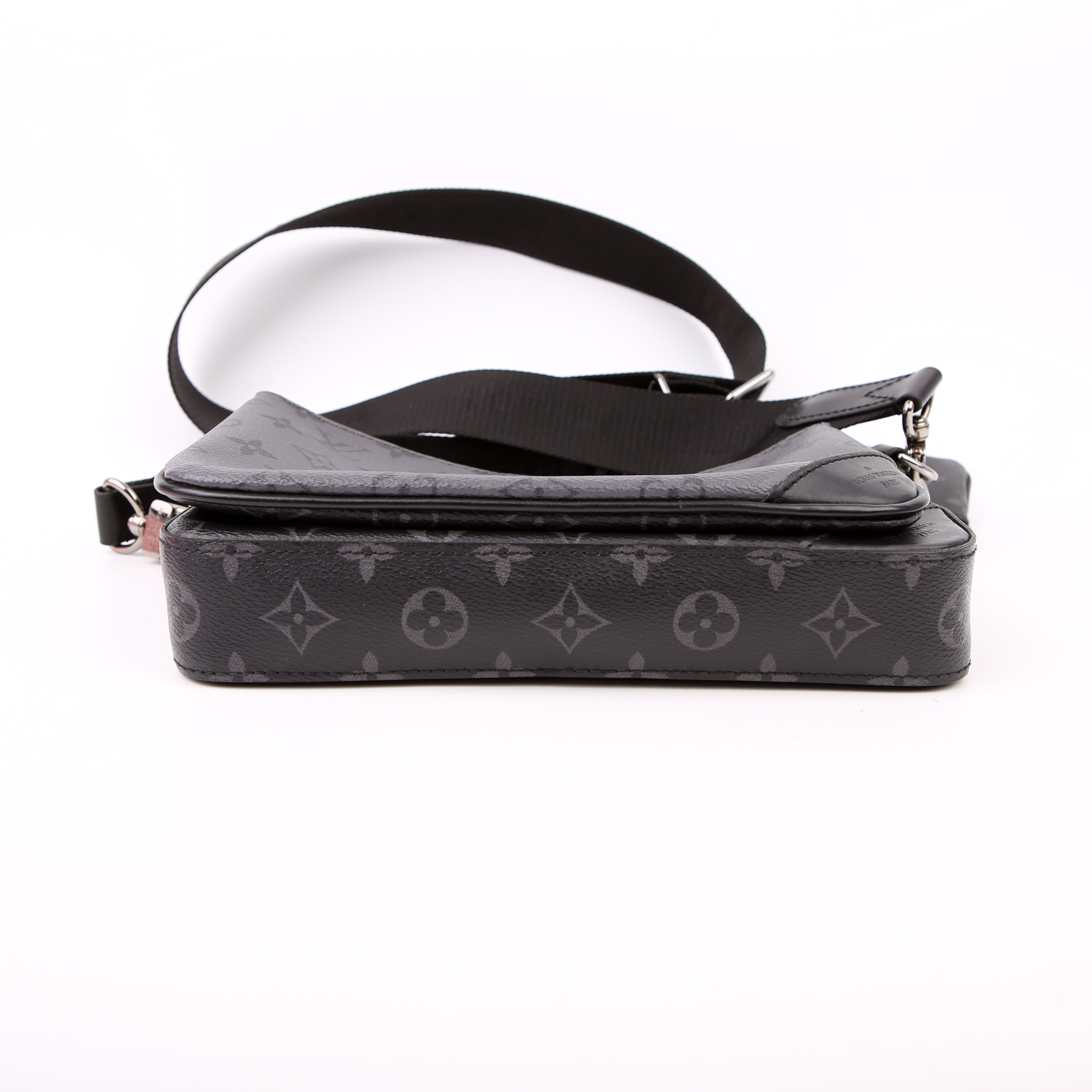 Trio Messenger Reverse Monogram Eclipse