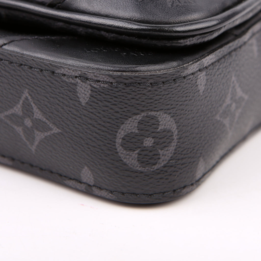 Trio Messenger Reverse Monogram Eclipse