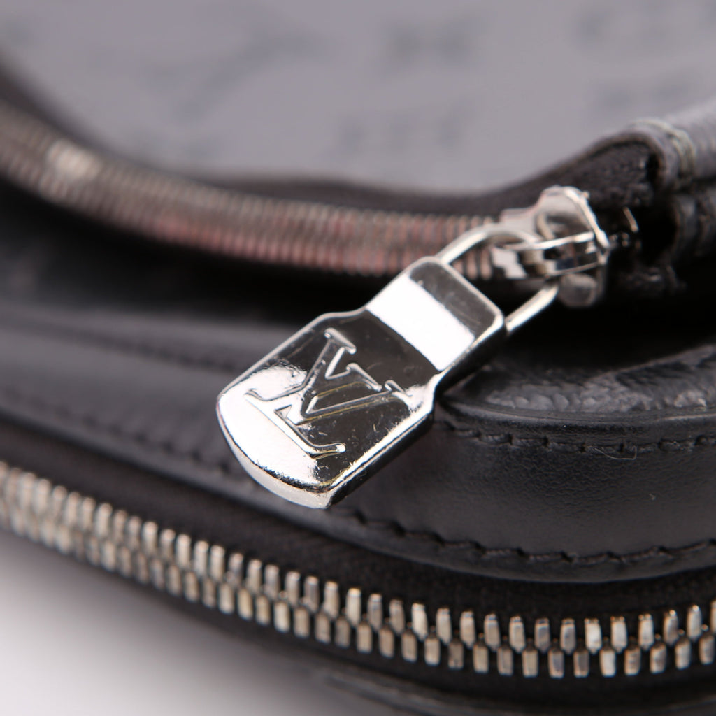 Trio Messenger Reverse Monogram Eclipse