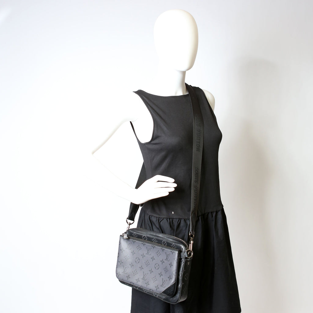Trio Messenger Reverse Monogram Eclipse