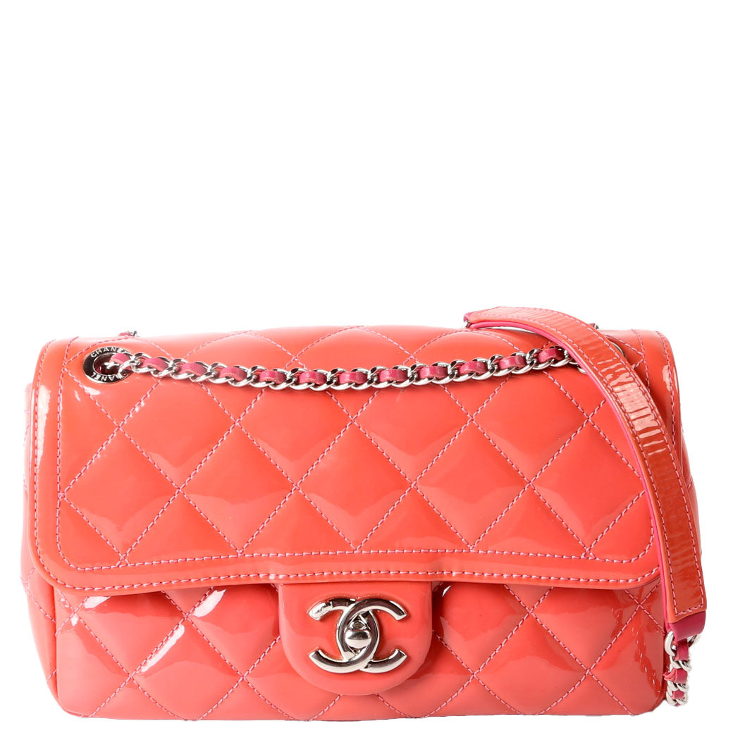 Classic Flap Mini Extra Patent 20M Pink