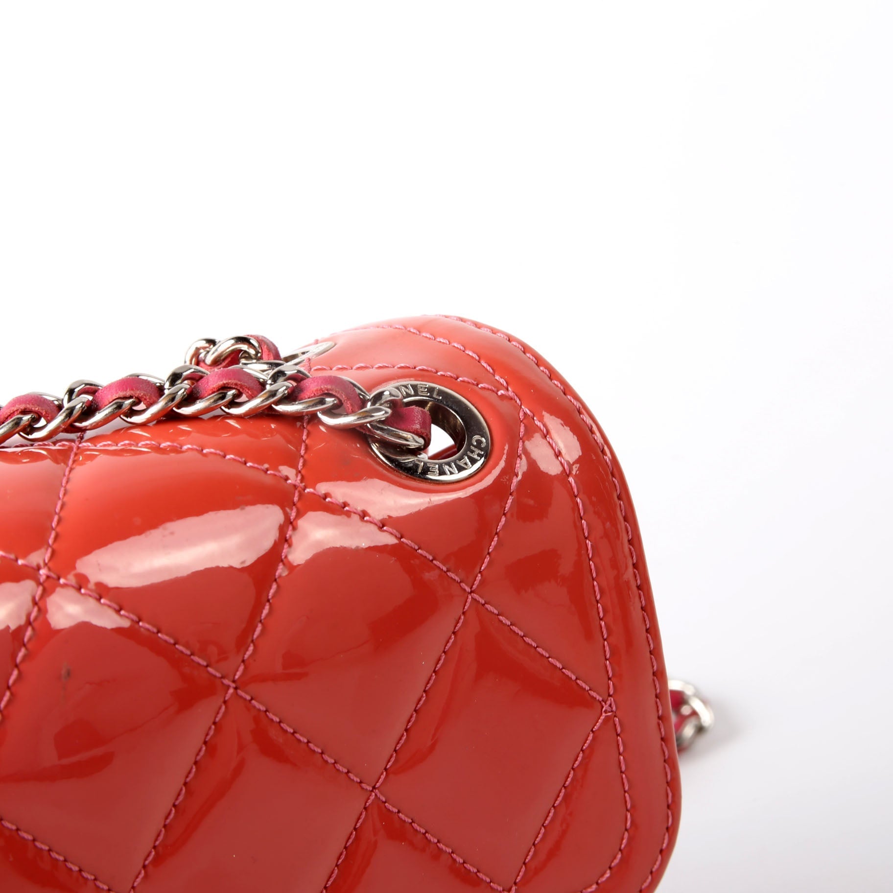 Classic Flap Mini Extra Patent 20M Pink
