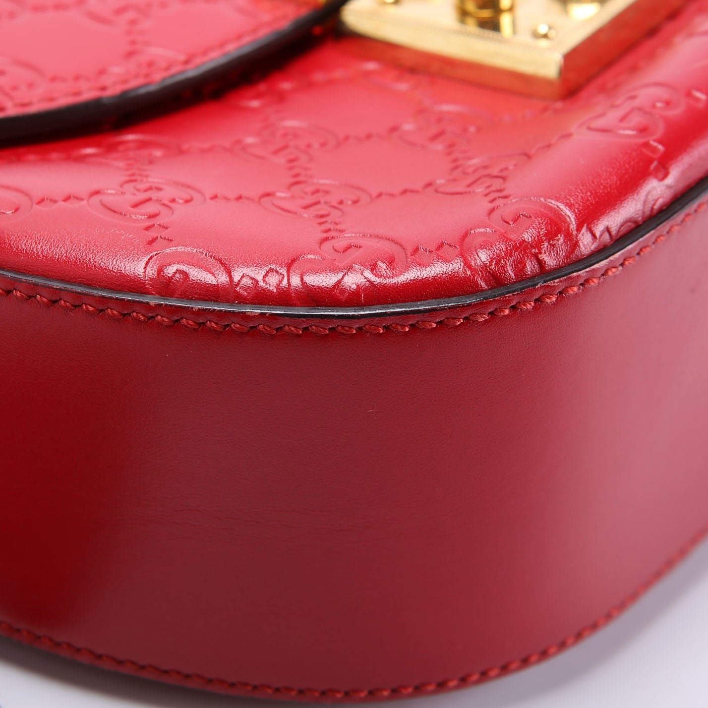 Gucci 453189 Padlock Guccissima Medium Messenger Red