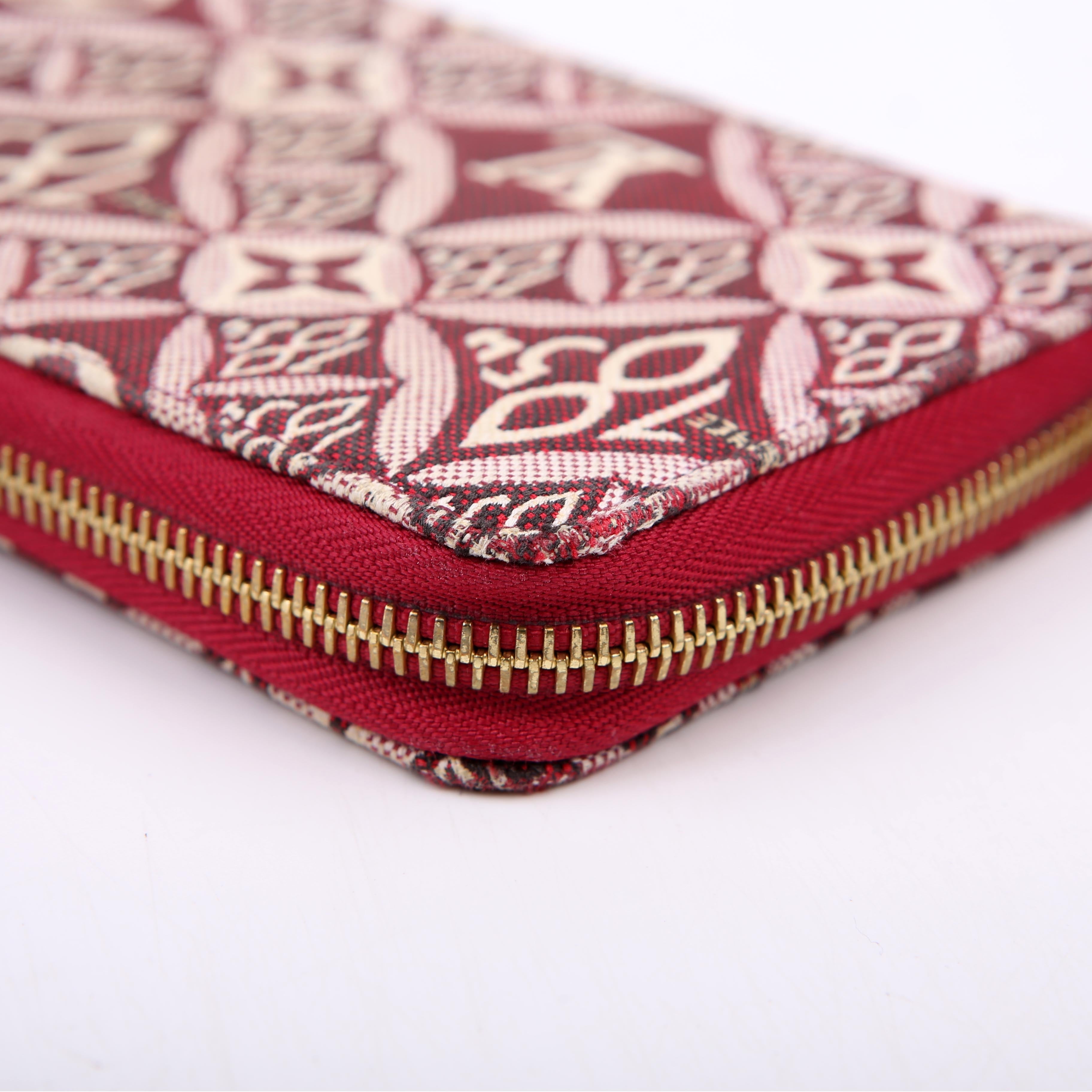 Zippy Wallet Since 1854 Jacquard Burgundy