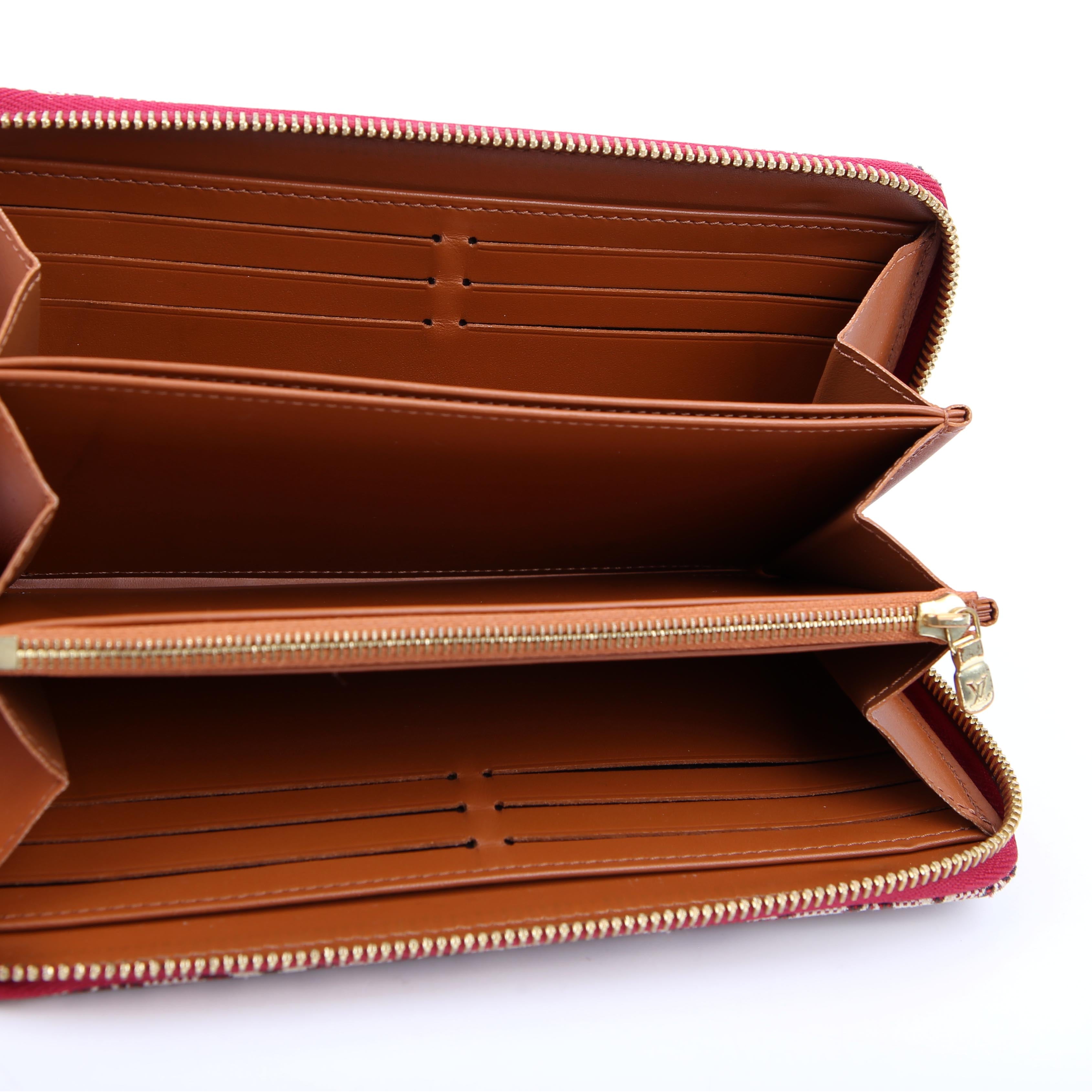 Zippy Wallet Since 1854 Jacquard Burgundy