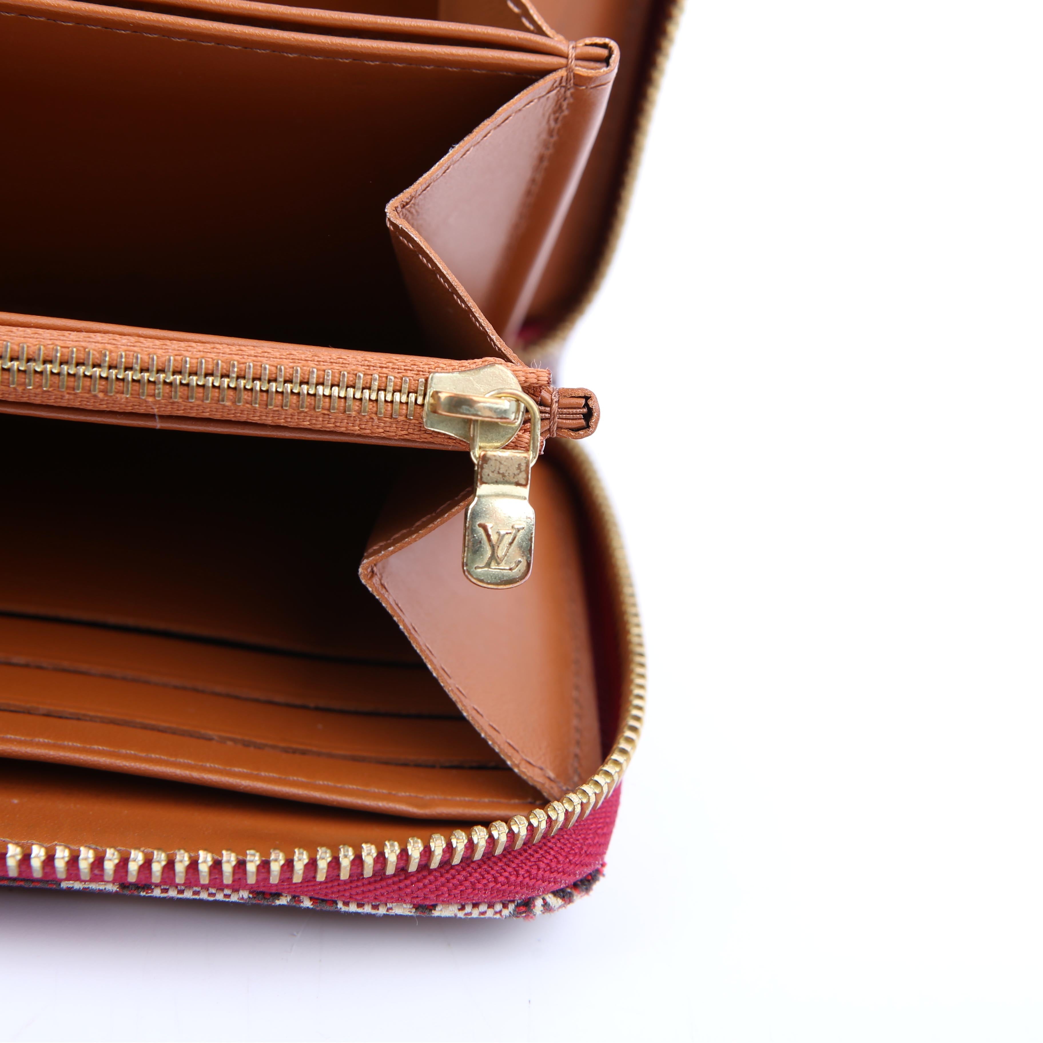 Zippy Wallet Since 1854 Jacquard Burgundy