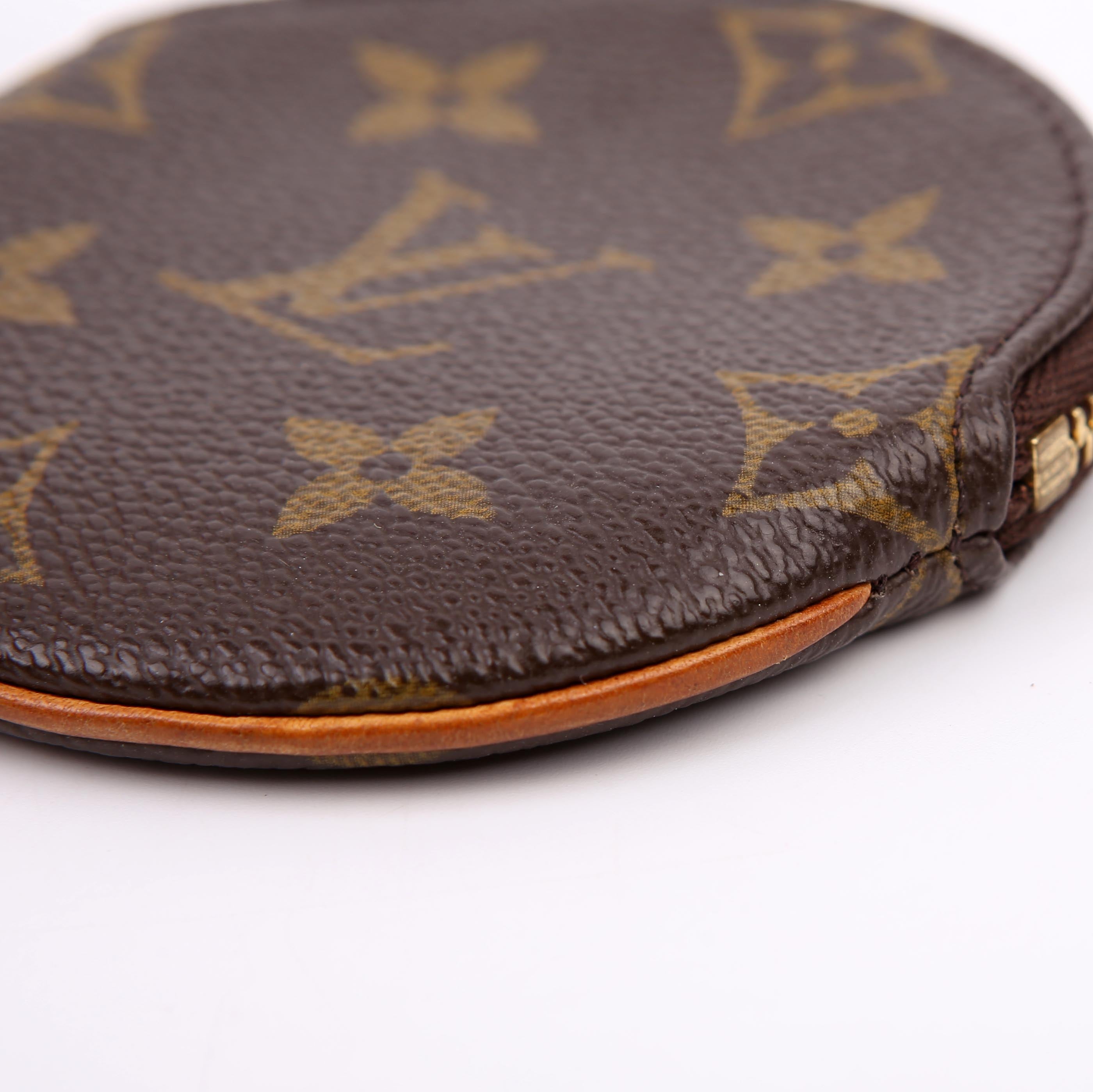 Round Coin Purse Monogram