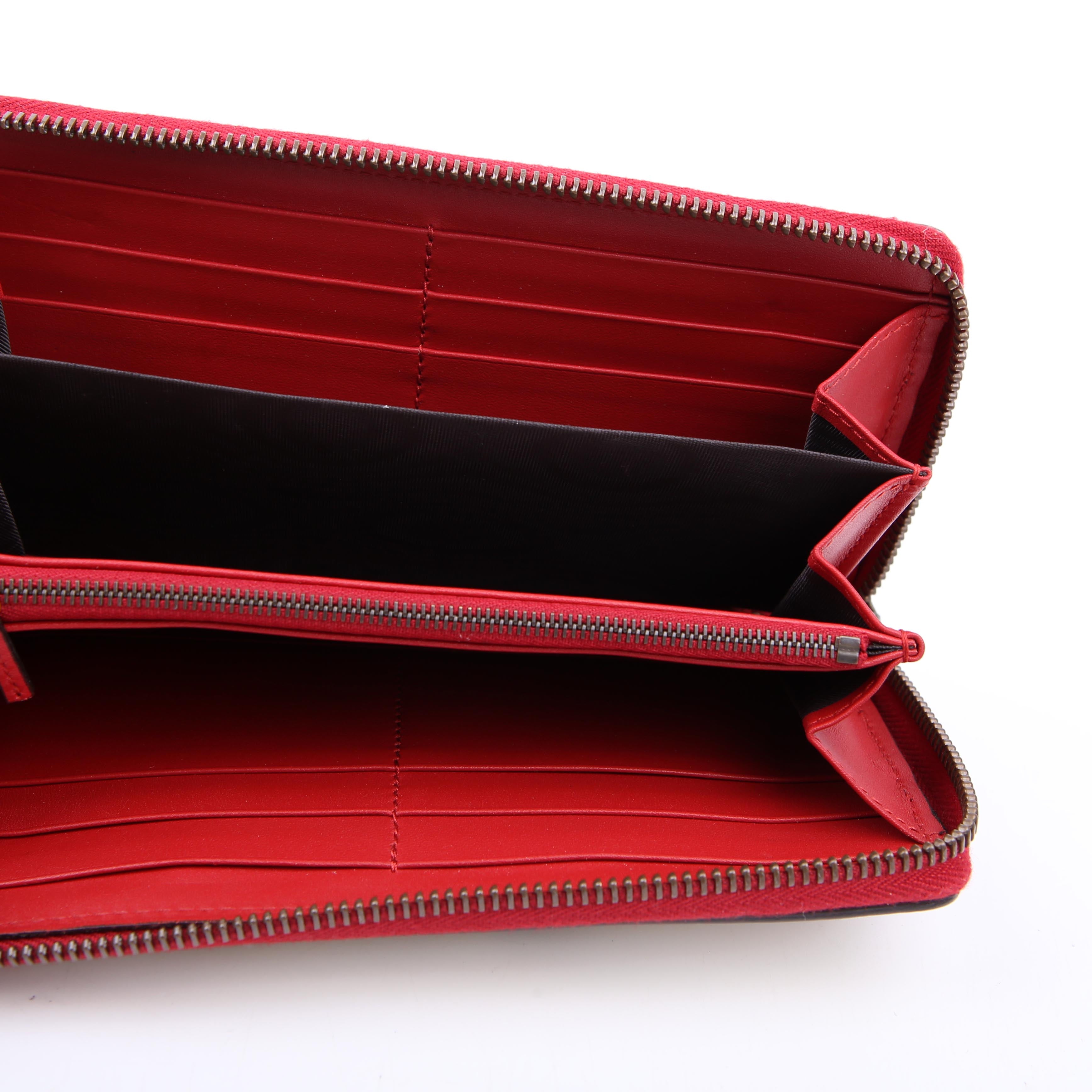 Gucci 476069 Queen Margaret Zip Around Wallet
