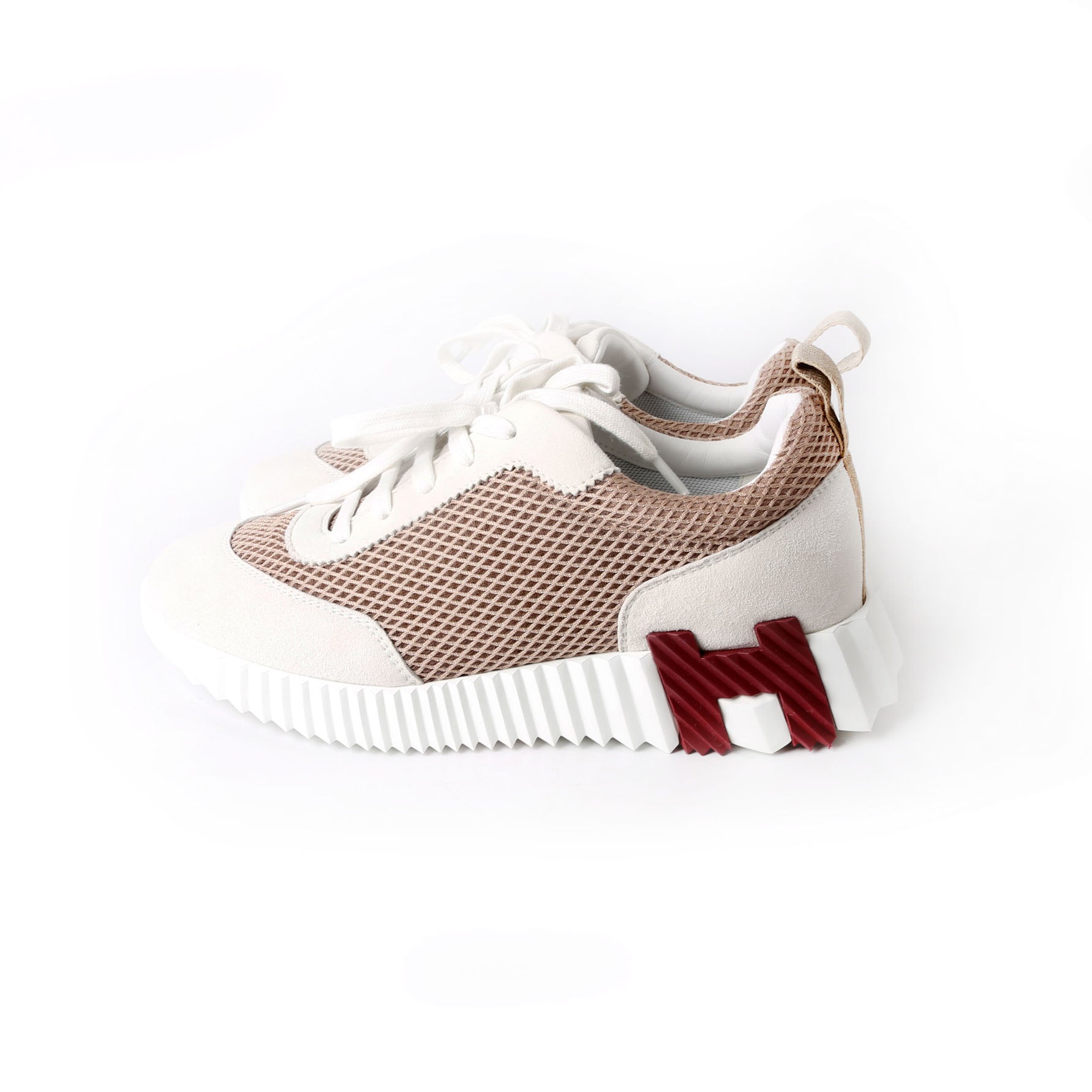 Bouncing Sneakers Size 37