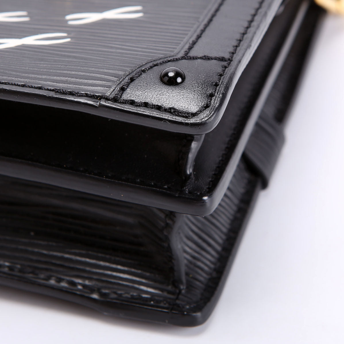 Trunk Clutch Epi Black