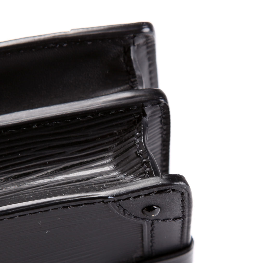 Trunk Clutch Epi Black